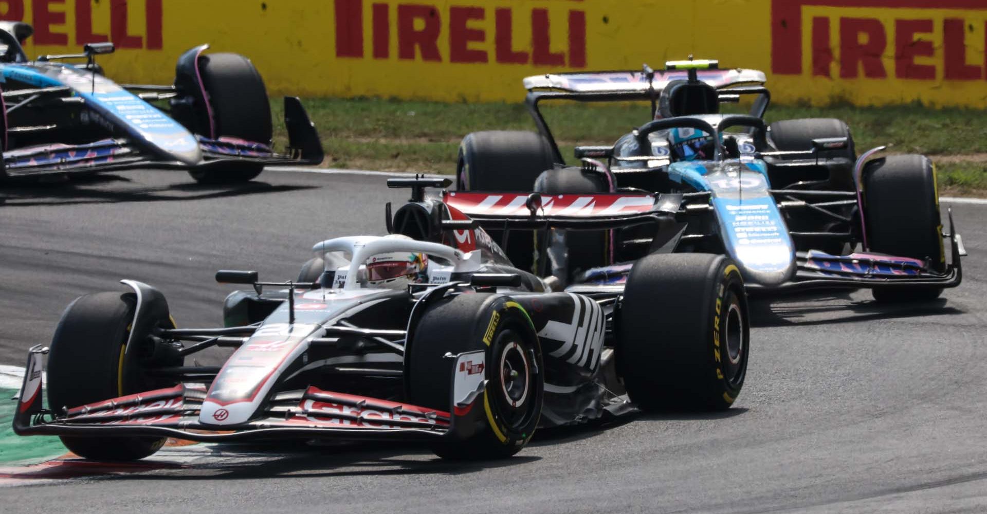 Kevin Magnussen (Haas), Pierre Gasly (Alpine)