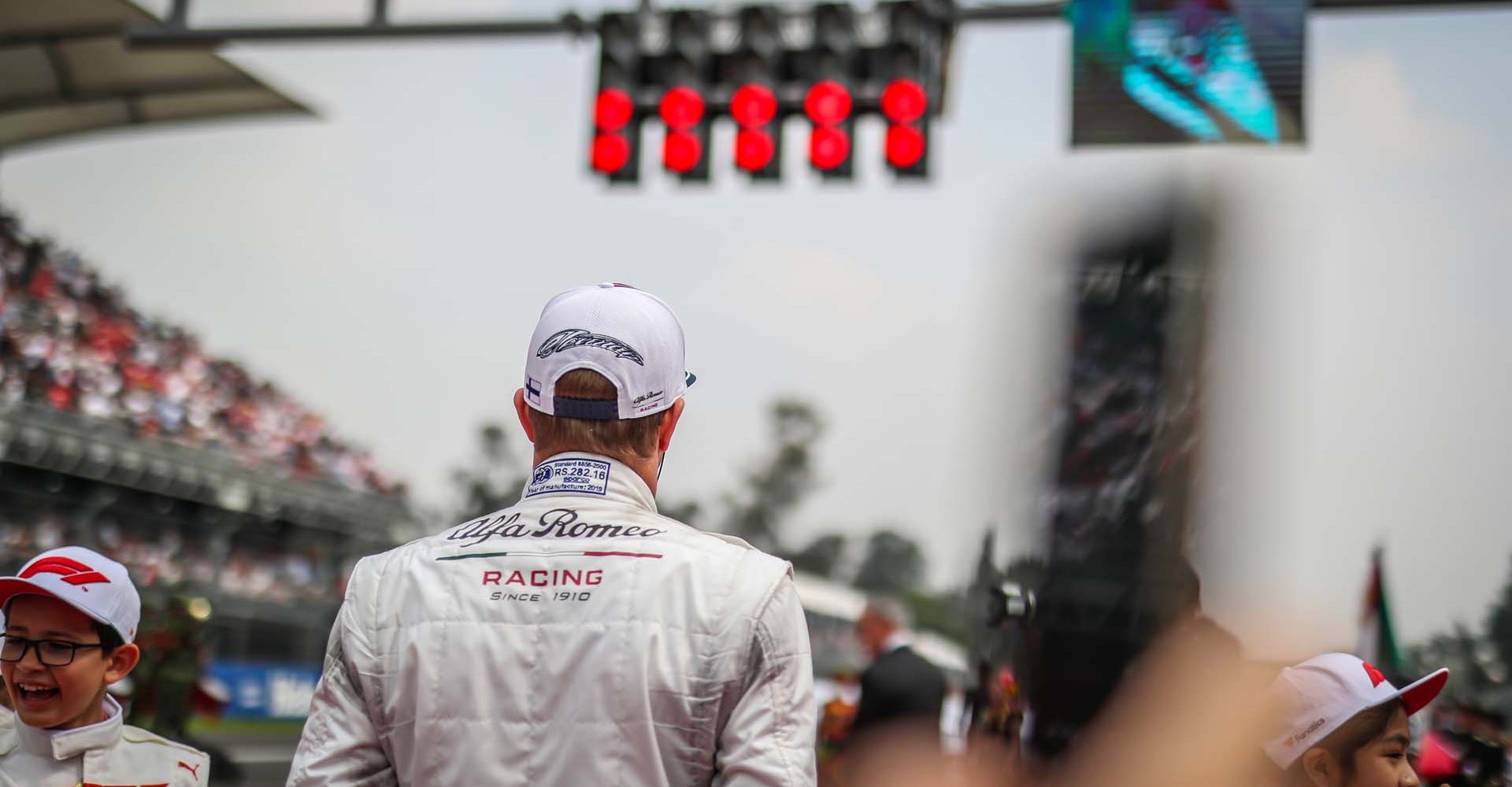 RAIKKONEN Kimi Räikkönen (fin), Alfa Romeo Racing C38, portrait, starting grid during the 2019 Formula One World Championship, Mexico Grand Prix from october 24 to 27 in Mexico - Photo Antonin Vincent / DPPI