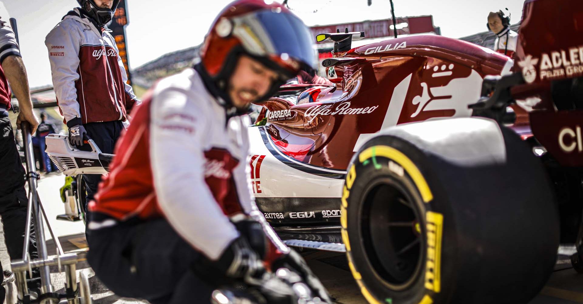 mechanic, mecanicien during the 2019 Formula One World Championship, United States of America Grand Prix from november 1 to 3 in Austin, Texas, USA - Photo Francois Flamand / DPPI Pirelli media tyre