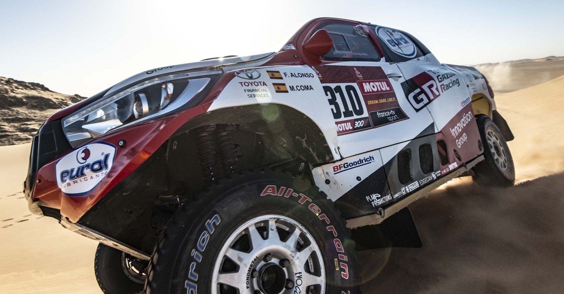 310 Alonso Fernando (esp), Coma Marc (esp), Toyota Hilux, Toyota Gazoo Ragin, Auto, Car, action during Stage 8 of the Dakar 2020 between Wadi Al-Dawasir and Wadi Al-Dawasir, 713 km - SS 474 km, in Saudi Arabia, on January 13, 2020 - Photo Charly Lopez / ASO