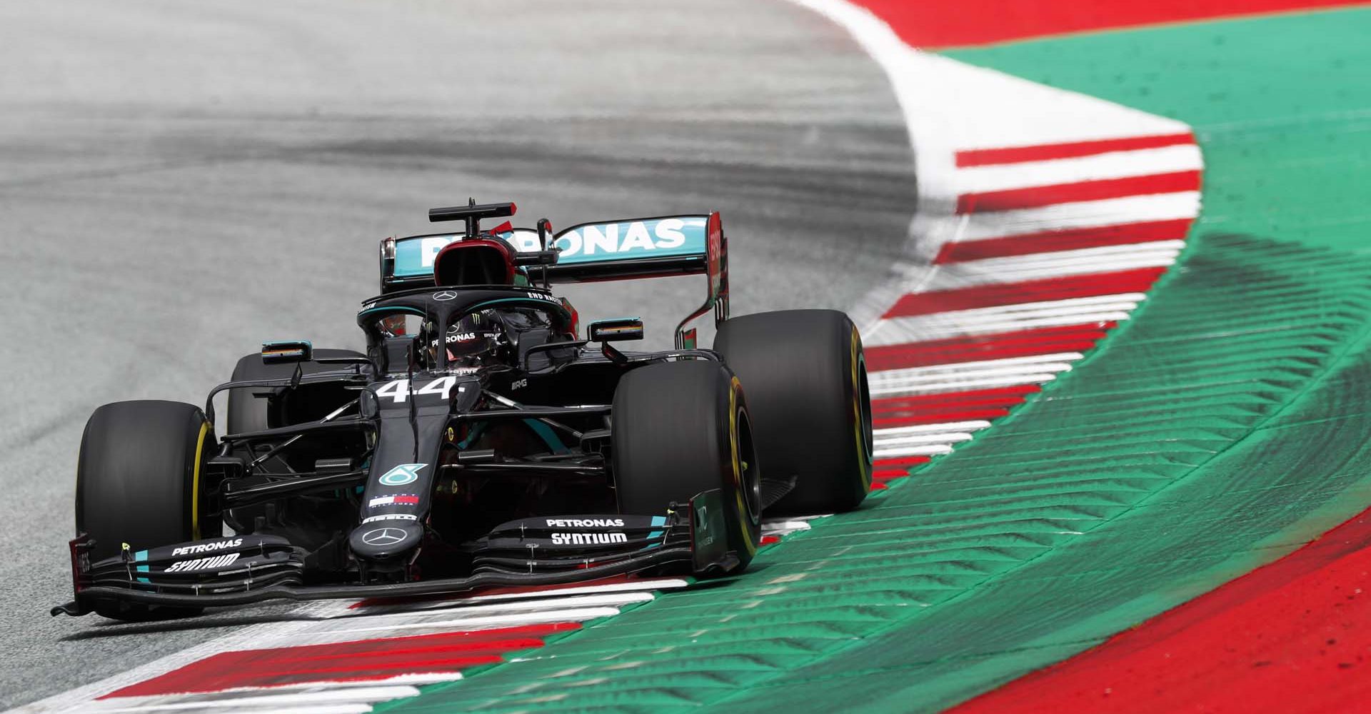 2020 Austrian Grand Prix, Friday - LAT Images Lewis Hamilton Mercedes