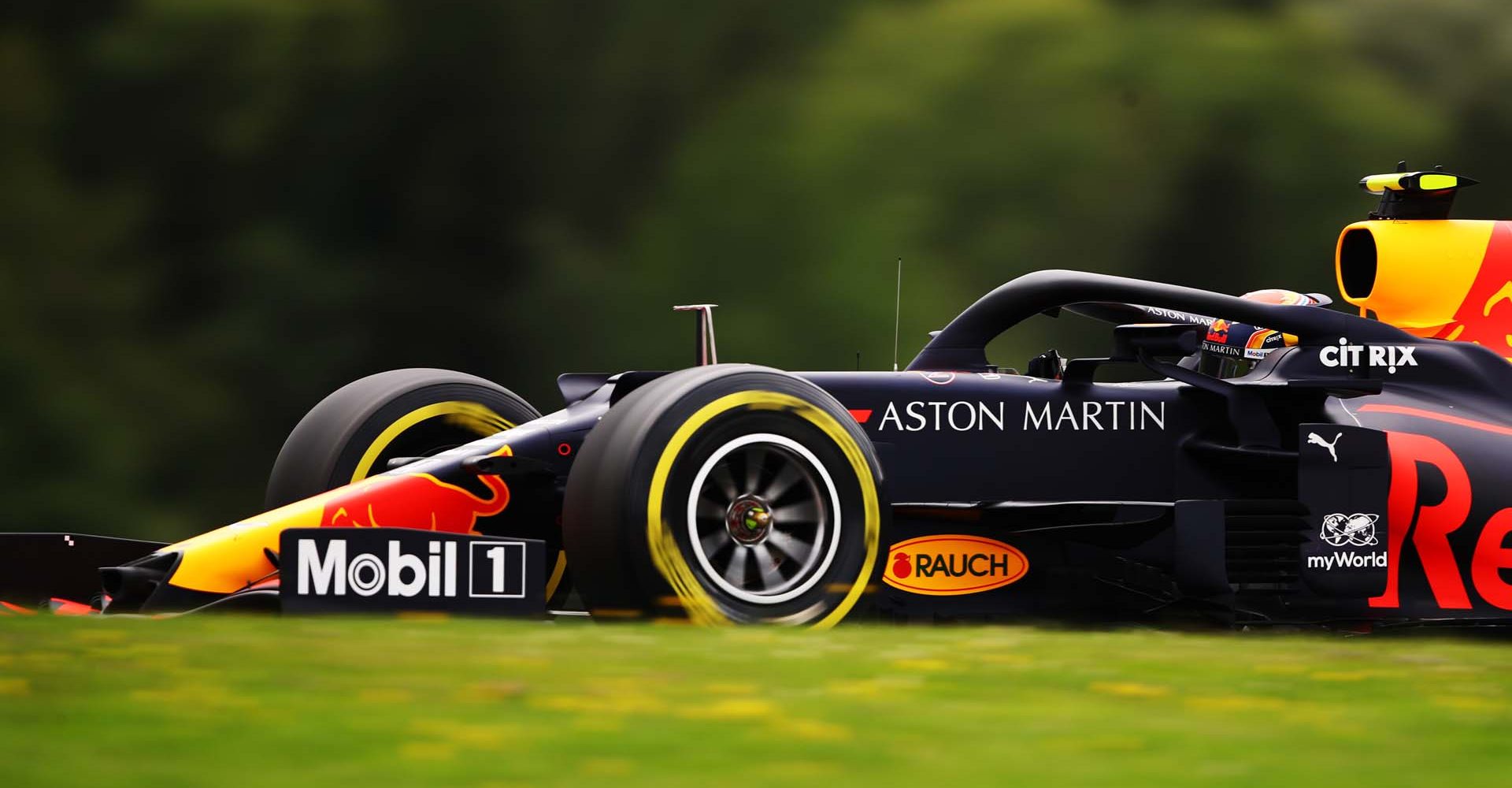 SPIELBERG, AUSTRIA - JULY 03: Alexander Albon of Thailand driving the (23) Aston Martin Red Bull Racing RB16 on track during practice for the F1 Grand Prix of Austria at Red Bull Ring on July 03, 2020 in Spielberg, Austria. (Photo by Bryn Lennon/Getty Images) // Getty Images / Red Bull Content Pool  // AP-24H1P84A52111 // Usage for editorial use only //