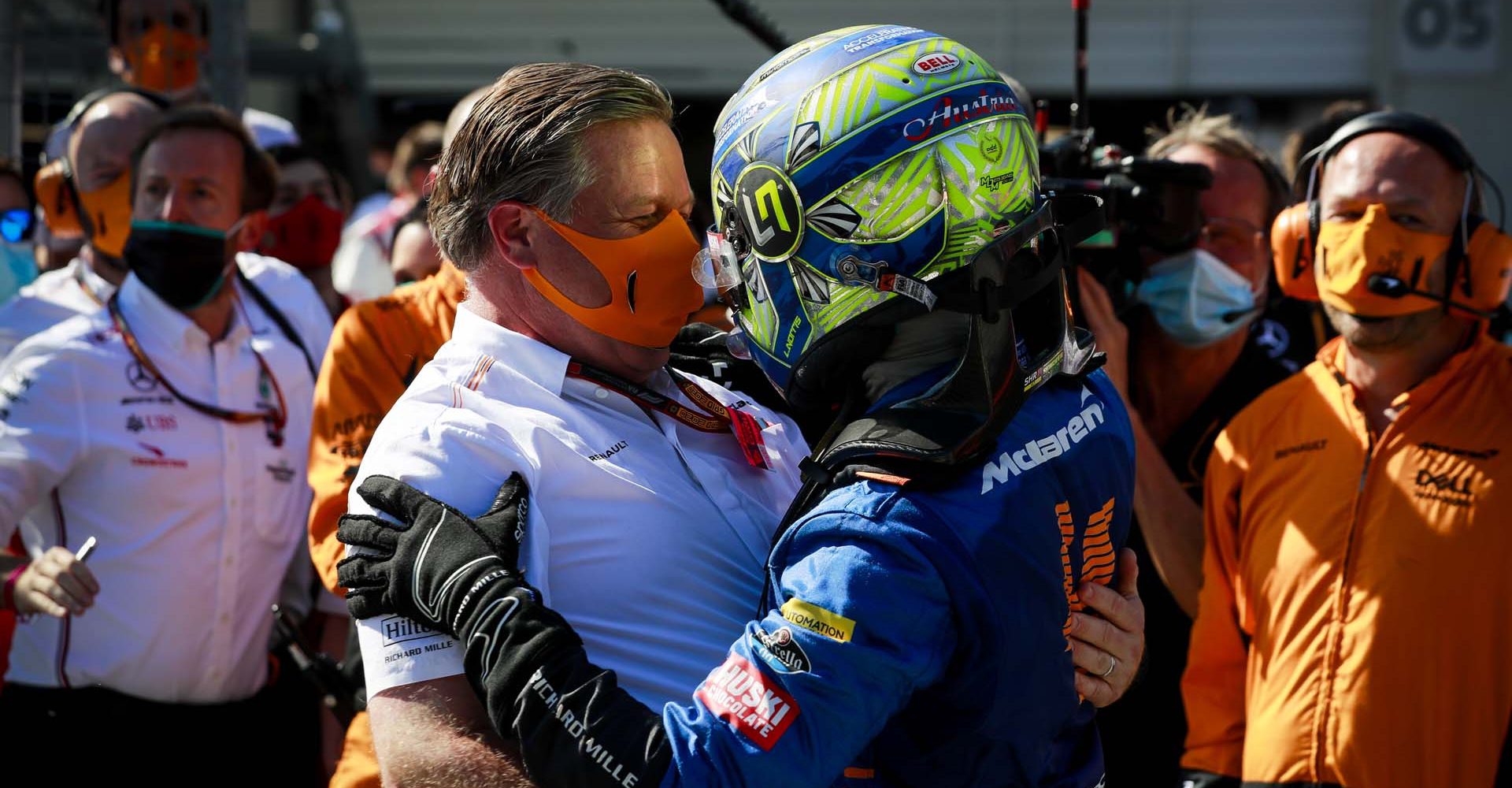 Lando Norris, McLaren celebrates with Zak Brown, Executive Director, McLaren in parc ferme