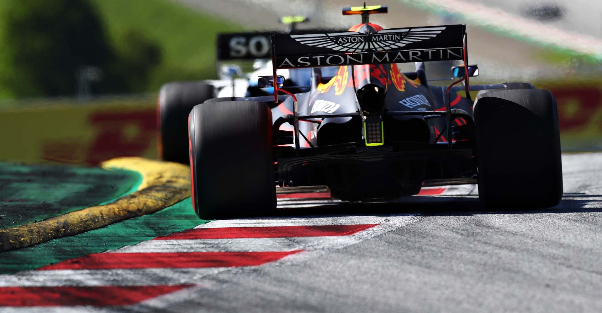 SPIELBERG, AUSTRIA - JULY 05: Alexander Albon of Thailand driving the (23) Aston Martin Red Bull Racing RB16 on track during the Formula One Grand Prix of Austria at Red Bull Ring on July 05, 2020 in Spielberg, Austria. (Photo by Mark Thompson/Getty Images) // Getty Images / Red Bull Content Pool  // AP-24HPTSWF51W11 // Usage for editorial use only //