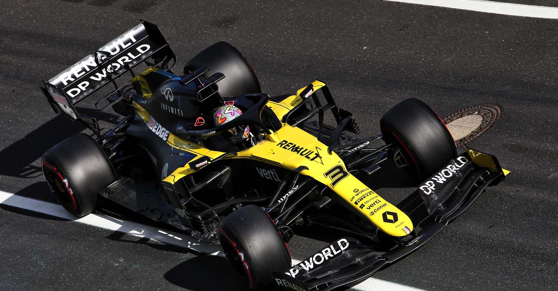 Daniel Ricciardo (AUS) Renault F1 Team RS20.
Eifel Grand Prix, Saturday 10th October 2020. Nurbugring, Germany.