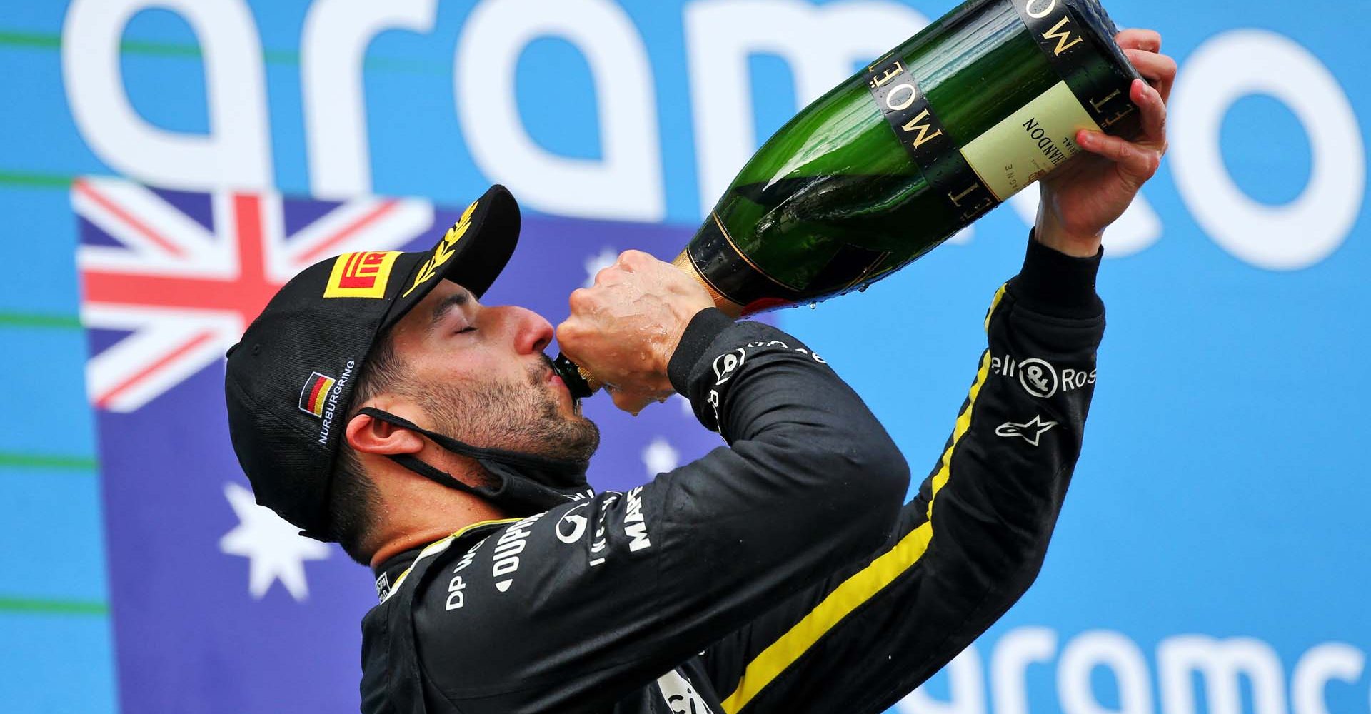 Daniel Ricciardo (AUS) Renault F1 Team celebrates his third position on the podium.
Eifel Grand Prix, Sunday 11th October 2020. Nurbugring, Germany.