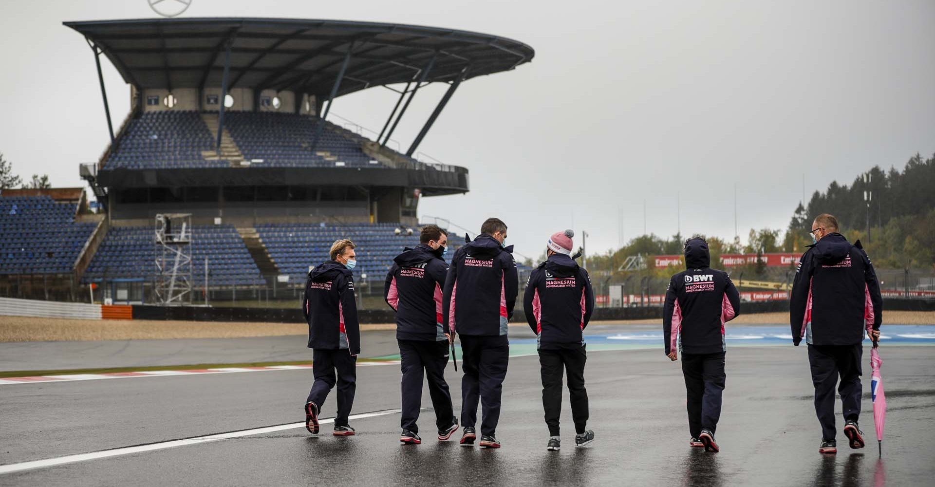 Sergio Perez, Racing Point walks the track with his team