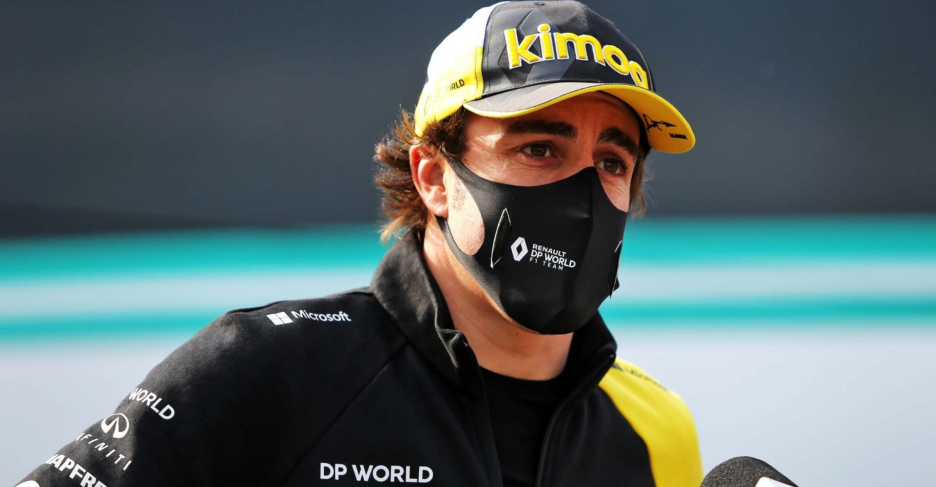 Fernando Alonso (ESP) Renault F1 Team with the media.
Emilia Romagna Grand Prix, Friday 29th October 2020. Imola, Italy.