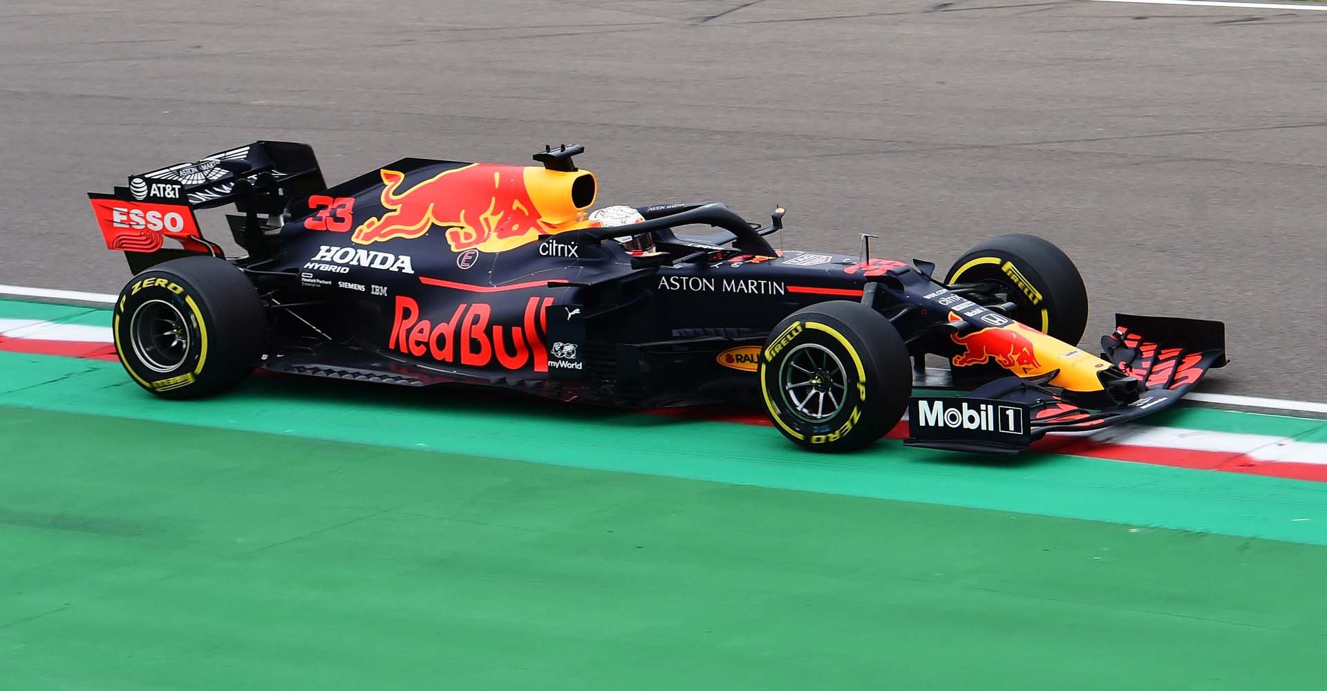 IMOLA, ITALY - NOVEMBER 01: Max Verstappen of the Netherlands driving the (33) Aston Martin Red Bull Racing RB16 on track during the F1 Grand Prix of Emilia Romagna at Autodromo Enzo e Dino Ferrari on November 01, 2020 in Imola, Italy. (Photo by Miguel Medina - Pool/Getty Images)