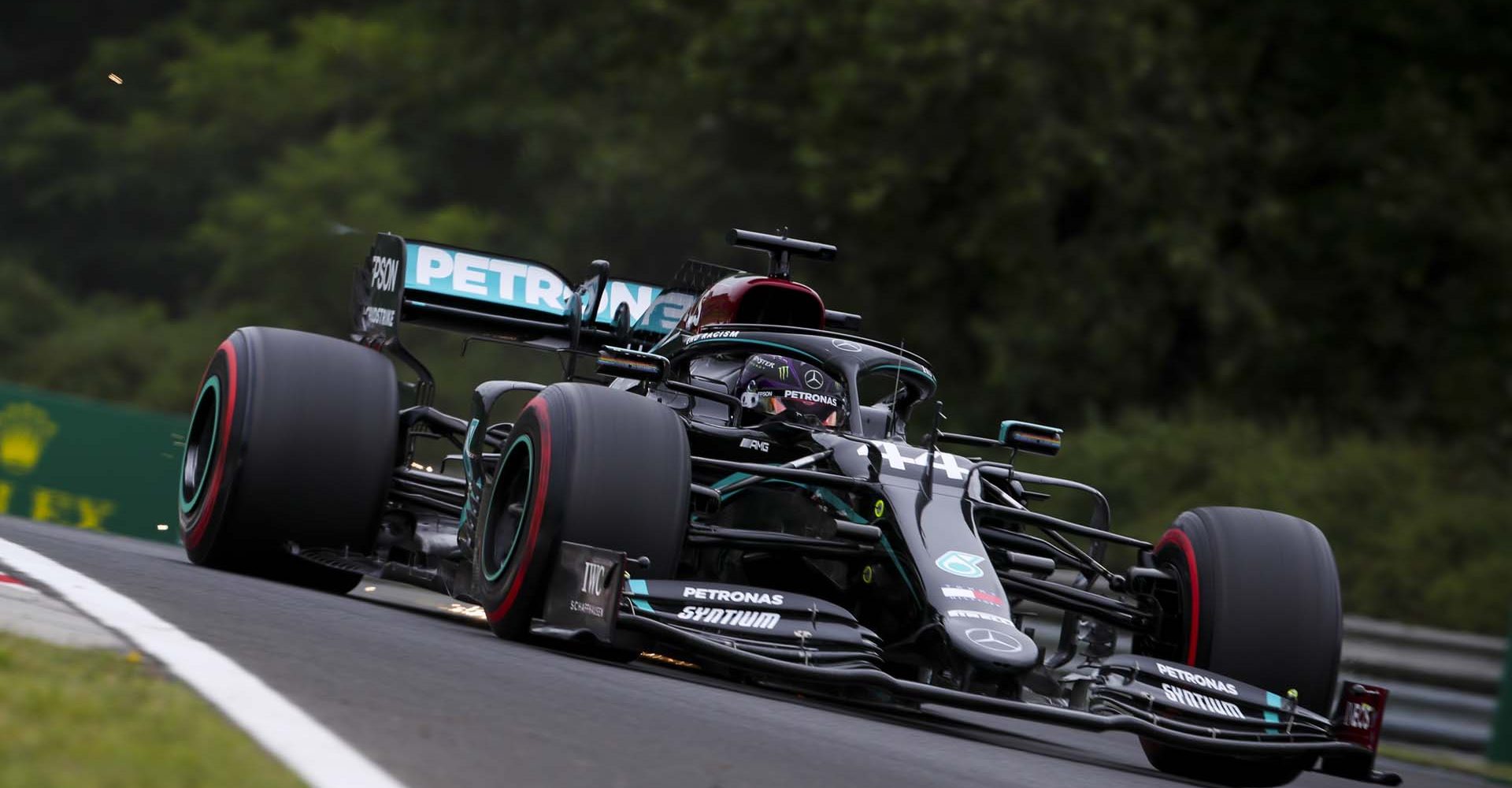 2020 Hungarian Grand Prix, Friday - LAT Images Lewis Hamilton Mercedes