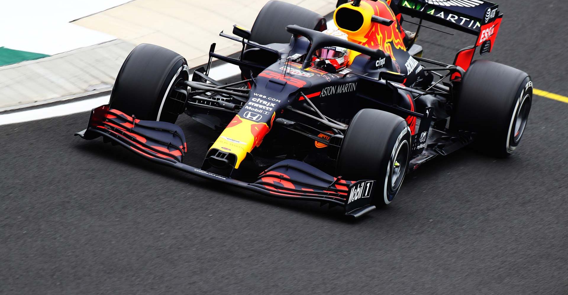 BUDAPEST, HUNGARY - JULY 17: Max Verstappen of the Netherlands driving the (33) Aston Martin Red Bull Racing RB16 on track during practice for the F1 Grand Prix of Hungary at Hungaroring on July 17, 2020 in Budapest, Hungary. (Photo by Mark Thompson/Getty Images,) // Getty Images / Red Bull Content Pool  // AP-24NG3PKVS2111 // Usage for editorial use only //