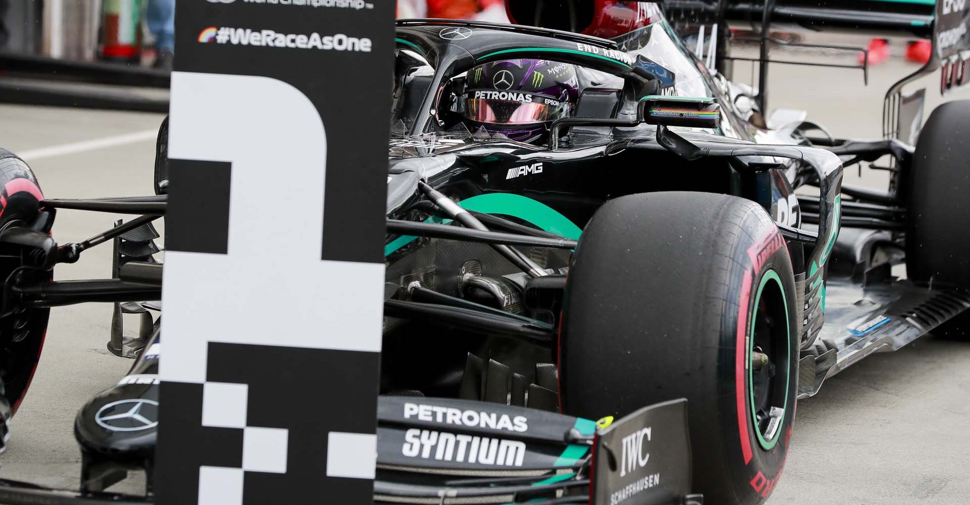 2020 Hungarian Grand Prix, Saturday - LAT Images Lewis Hamilton Mercedes