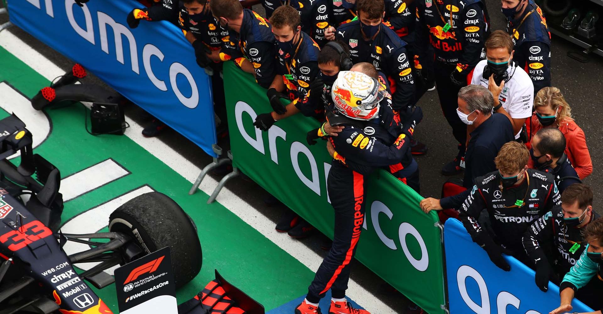 BUDAPEST, HUNGARY - JULY 19: Second placed Max Verstappen of Netherlands and Red Bull Racing celebrates with team members in parc ferme after the Formula One Grand Prix of Hungary at Hungaroring on July 19, 2020 in Budapest, Hungary. (Photo by Mark Thompson/Getty Images) // Getty Images / Red Bull Content Pool  // AP-24P7N6CK11W11 // Usage for editorial use only //