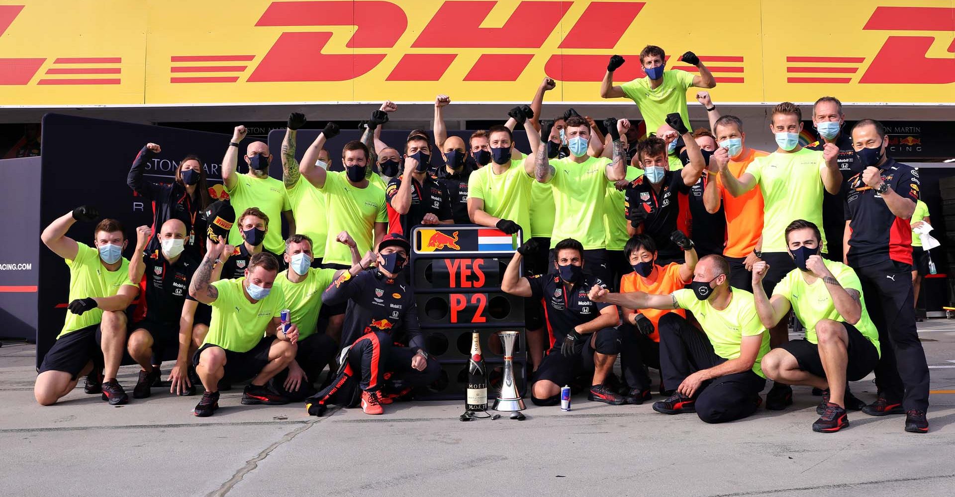 BUDAPEST, HUNGARY - JULY 19: Second placed Max Verstappen of Netherlands and Red Bull Racing celebrates with his team in the Pitlane after the Formula One Grand Prix of Hungary at Hungaroring on July 19, 2020 in Budapest, Hungary. (Photo by Getty Images/Getty Images) // Getty Images / Red Bull Content Pool  // AP-24P7VG8G12111 // Usage for editorial use only //