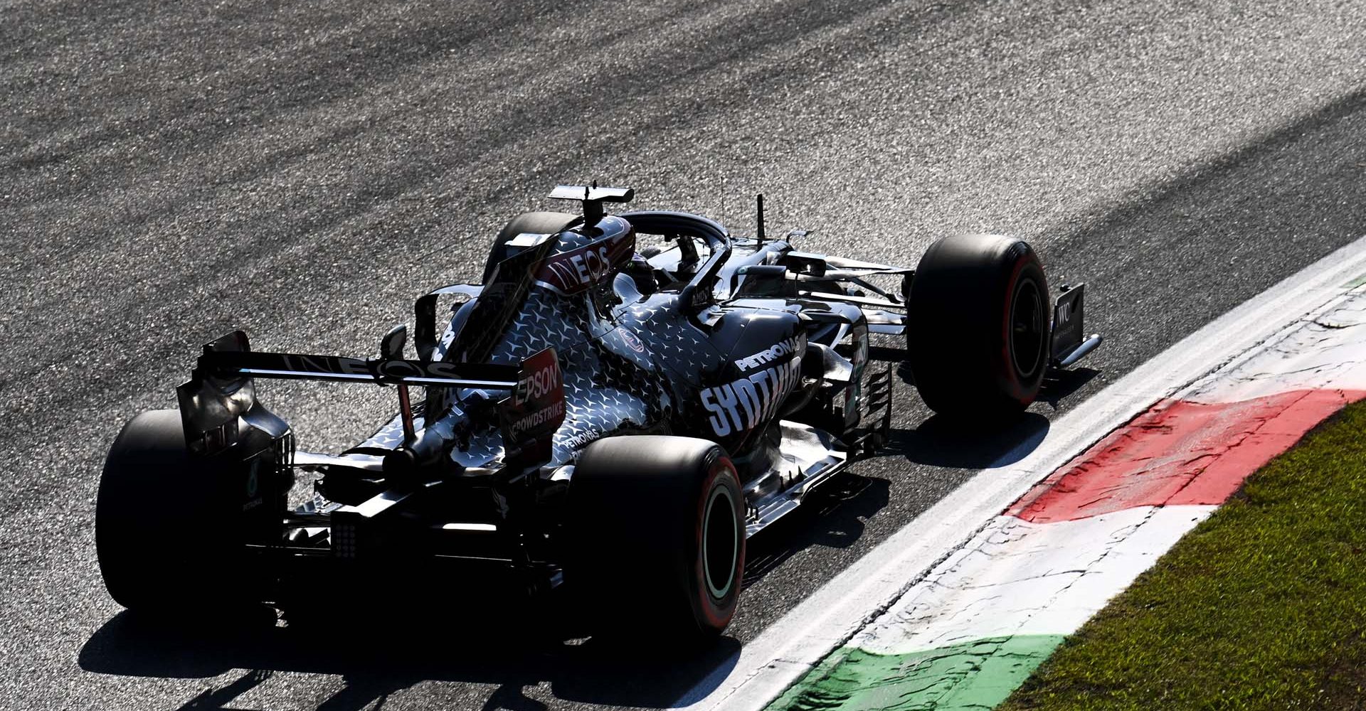 2020 Italian Grand Prix, Friday - LAT Images Lewis Hamilton Mercedes