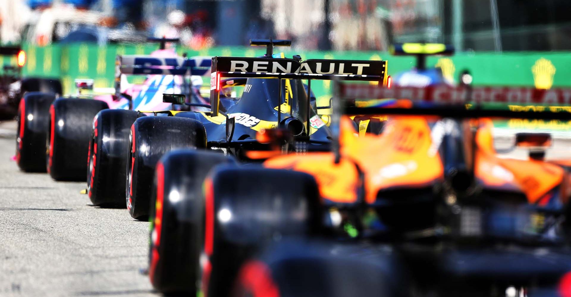 Daniel Ricciardo (AUS) Renault F1 Team RS20 leaves the pits.
Italian Grand Prix, Saturday 5th September 2020. Monza Italy.