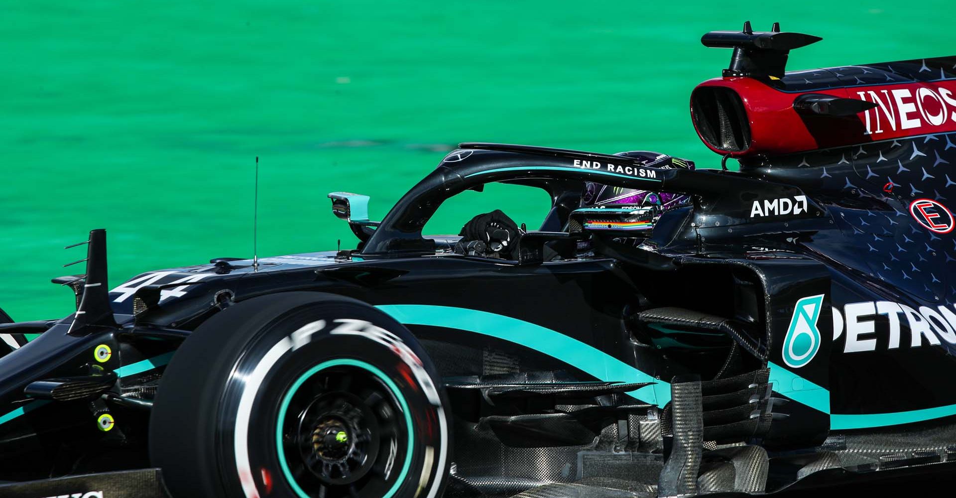 ALGARVE INTERNATIONAL CIRCUIT, PORTUGAL - OCTOBER 23: Lewis Hamilton, Mercedes F1 W11 EQ Performance during the Portuguese GP at Algarve International Circuit on Friday October 23, 2020, Portugal. (Photo by Charles Coates / LAT Images)