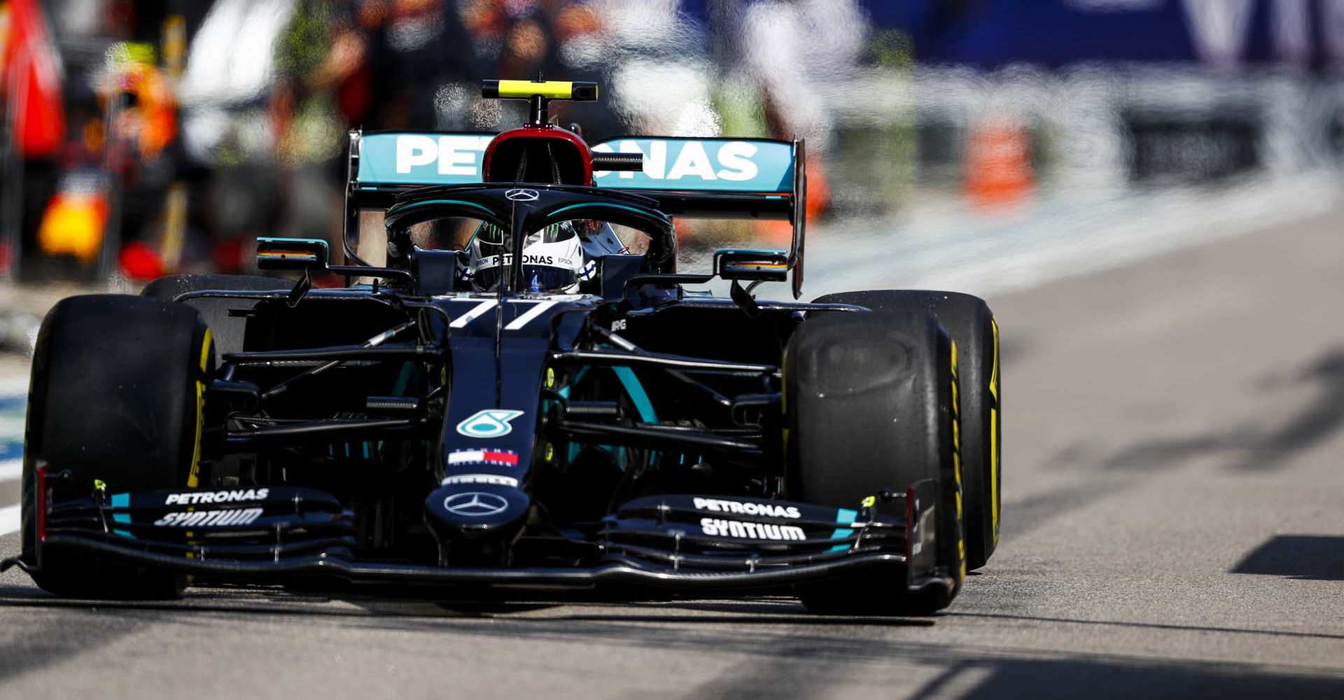 2020 Russian Grand Prix, Friday - LAT Images Valtteri Bottas Mercedes