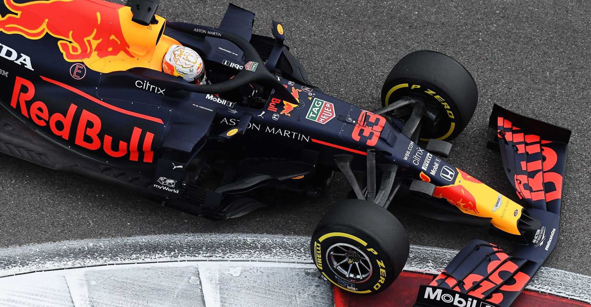 SOCHI, RUSSIA - SEPTEMBER 26: Max Verstappen of the Netherlands driving the (33) Aston Martin Red Bull Racing RB16 on track during qualifying ahead of the F1 Grand Prix of Russia at Sochi Autodrom on September 26, 2020 in Sochi, Russia. (Photo by Kirill Kudryavtsev - Pool/Getty Images)