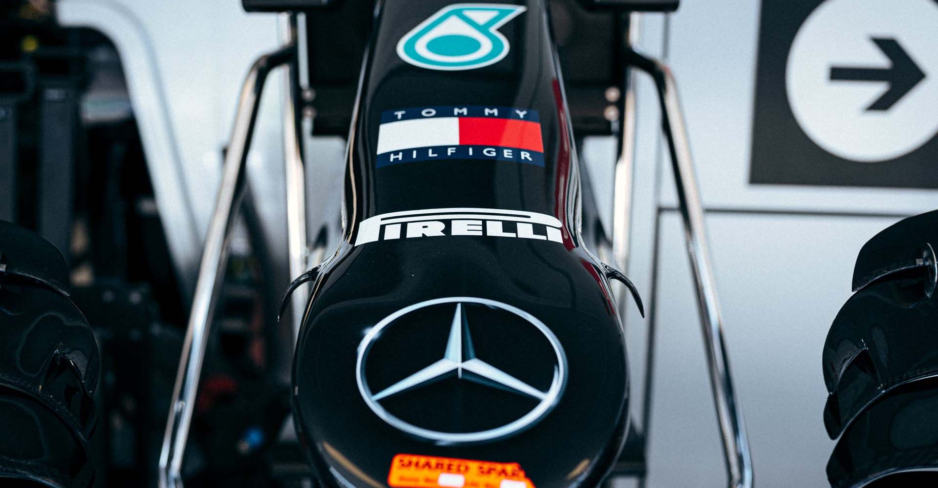 2020 Russian Grand Prix, Thursday - Sebastian Kawka Mercedes nose logo