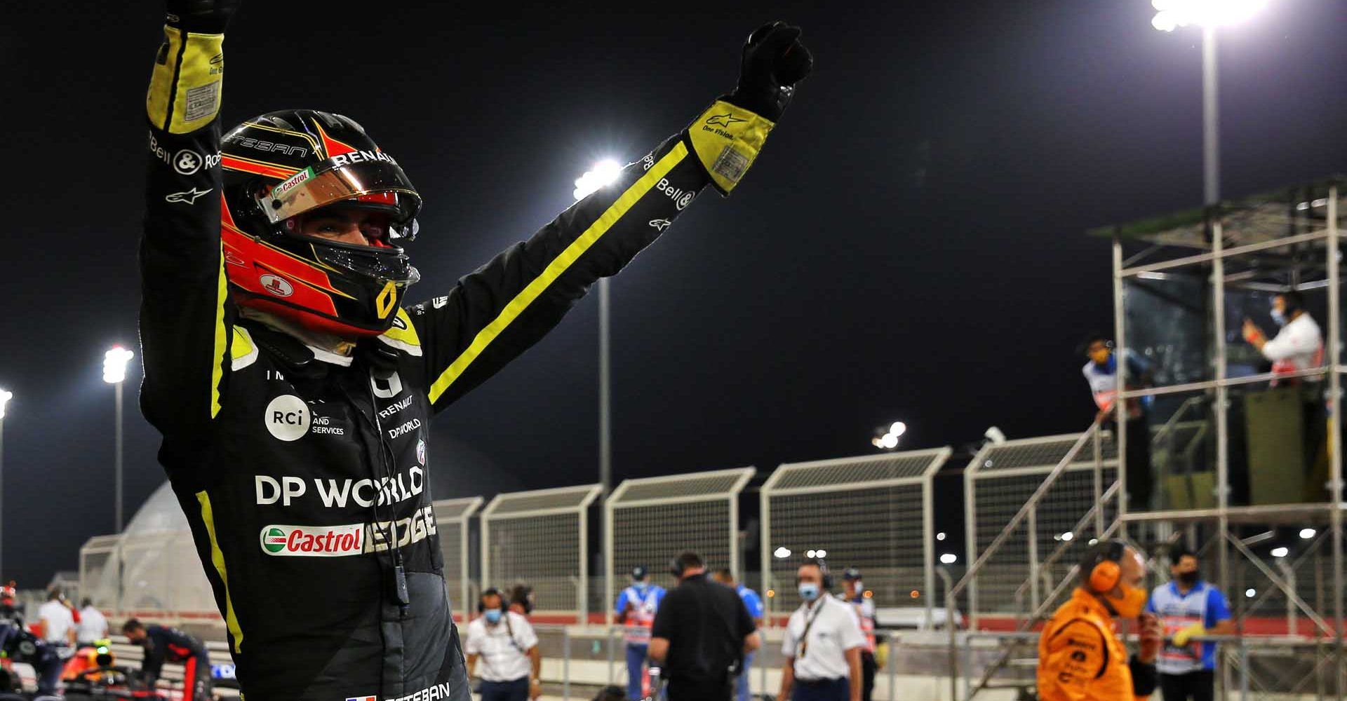 Esteban Ocon (FRA) Renault F1 Team celebrates his second position in parc ferme.
Sakhir Grand Prix, Sunday 6th December 2020. Sakhir, Bahrain.