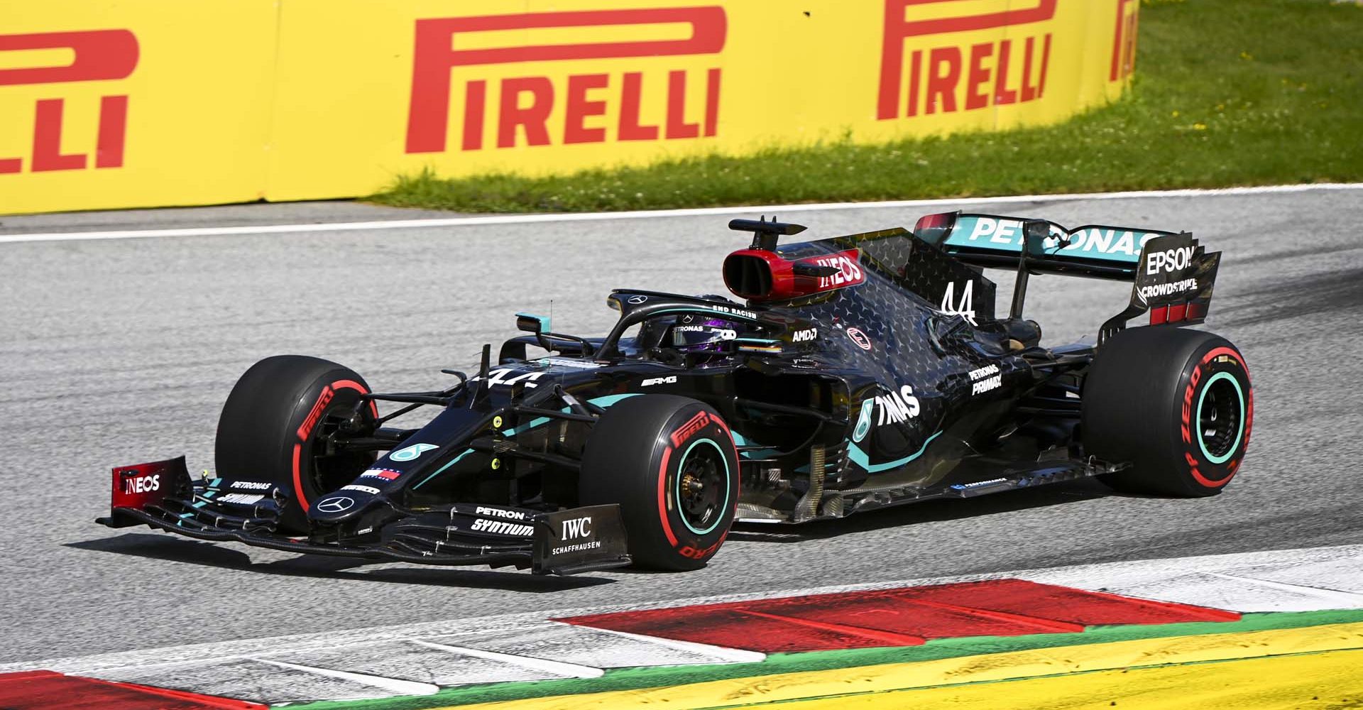 2020 Styrian Grand Prix, Sunday - LAT Images Lewis Hamilton Mercedes