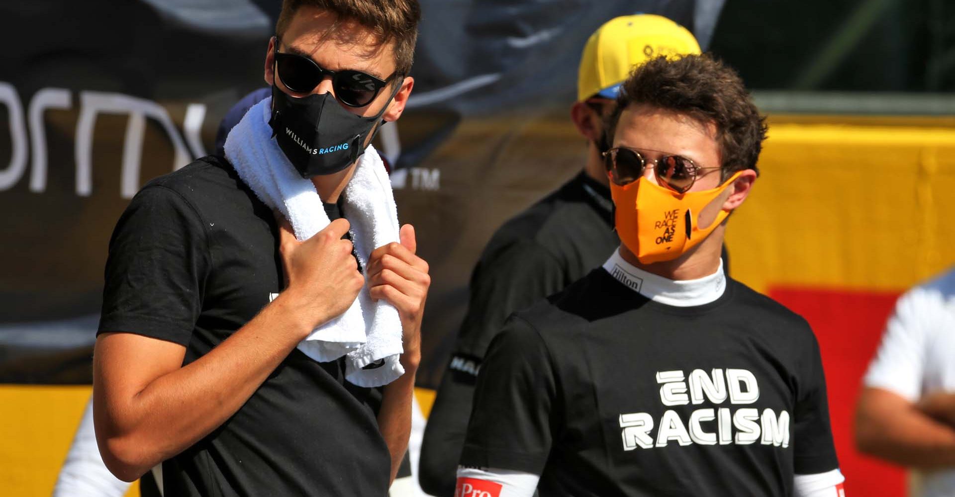 (L to R): George Russell (GBR) Williams Racing and Lando Norris (GBR) McLaren on the grid.
Tuscan Grand Prix, Sunday 13th September 2020. Mugello Italy.