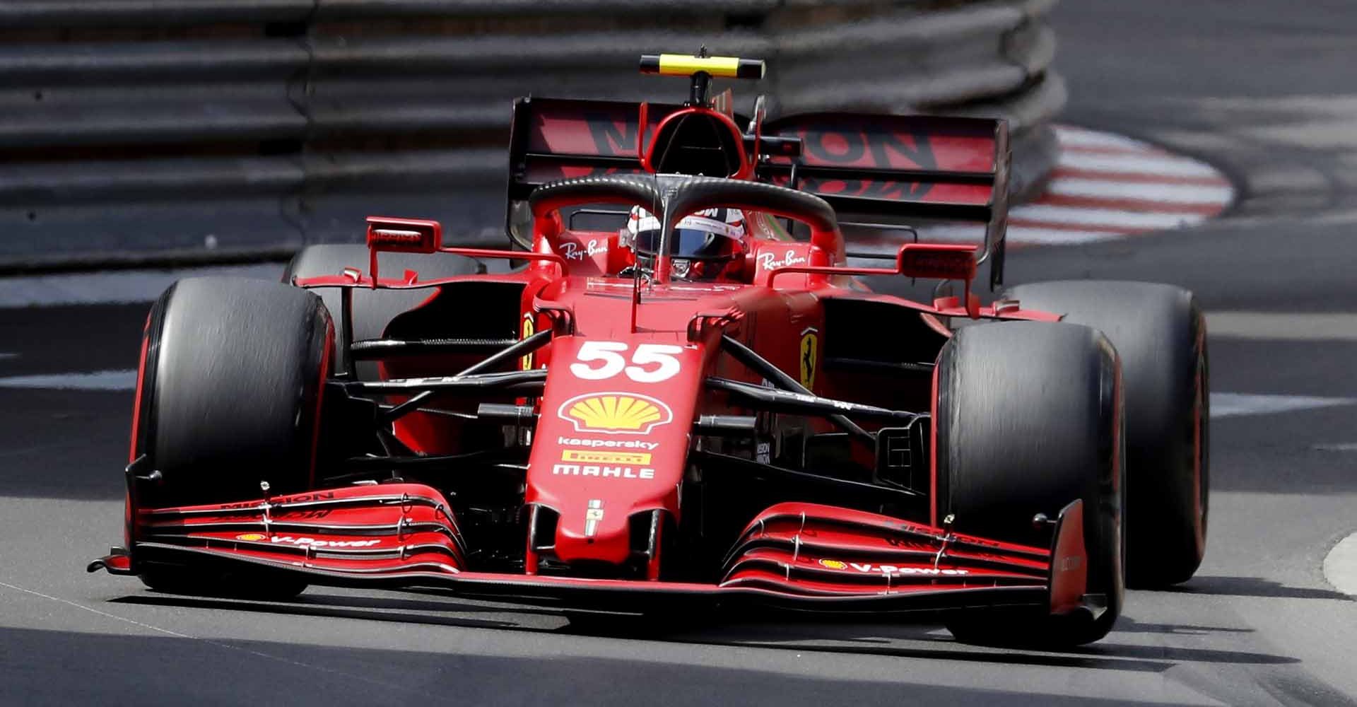 Formula One F1 - Monaco Grand Prix - Circuit de Monaco, Monte Carlo, Monaco - May 23, 2021 Ferrari's Carlos Sainz Jr. in action during the race REUTERS/Eric Gaillard