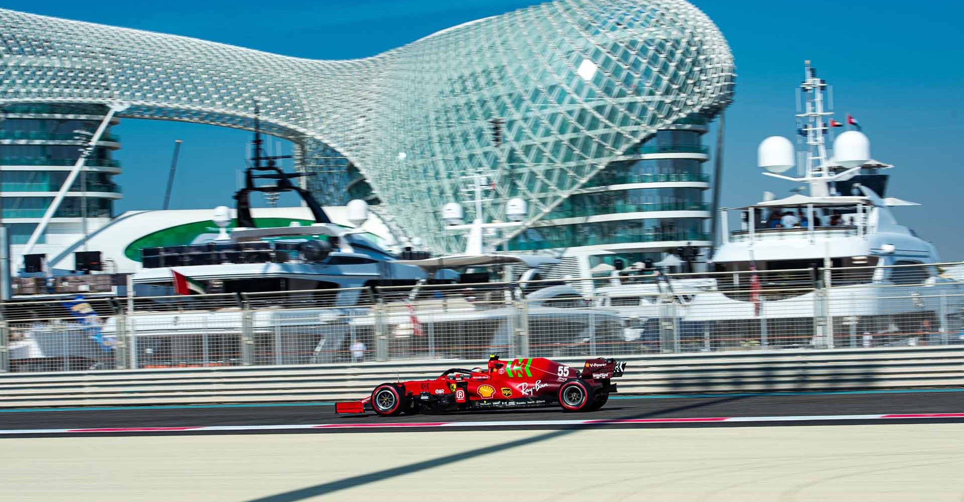 GP ABU DHABI F1/2021 - VENERDÌ 10/12/2021 
credit: @Scuderia Ferrari Press Office Carlos Sainz