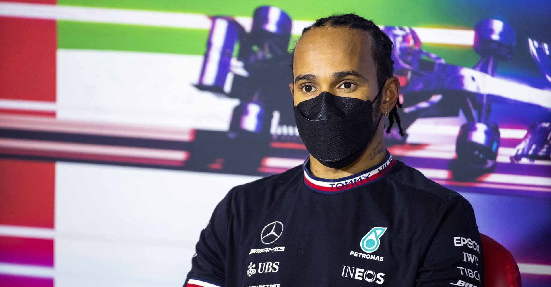 2021 Abu Dhabi Grand Prix, Saturday - LAT Images Lewis Hamilton