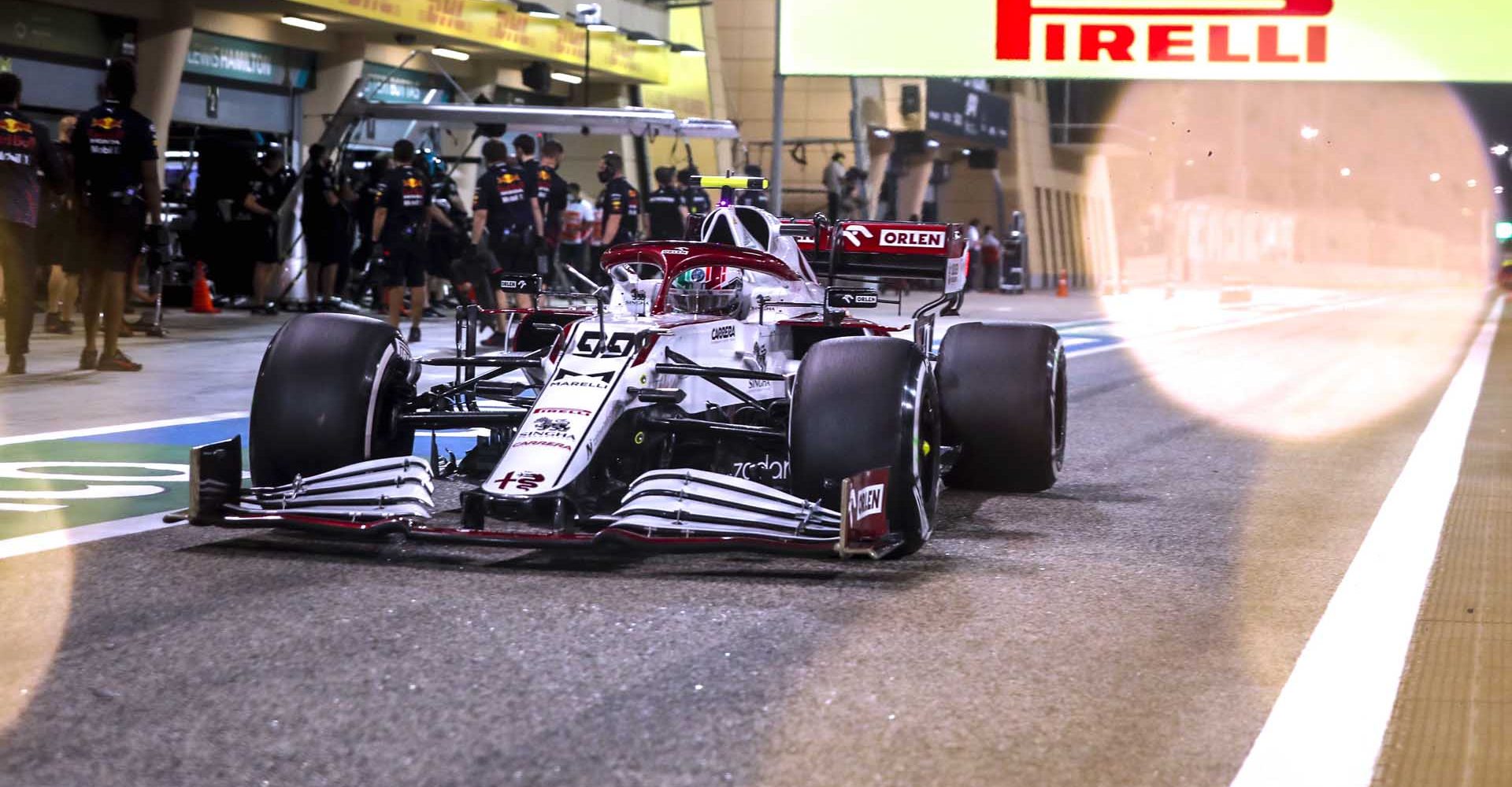 BAHRAIN INTERNATIONAL CIRCUIT, BAHRAIN - MARCH 26: Antonio Giovinazzi, Alfa Romeo Racing C41 during the Bahrain GP at Bahrain International Circuit on Friday March 26, 2021 in Sakhir, Bahrain. (Photo by Steven Tee / LAT Images)