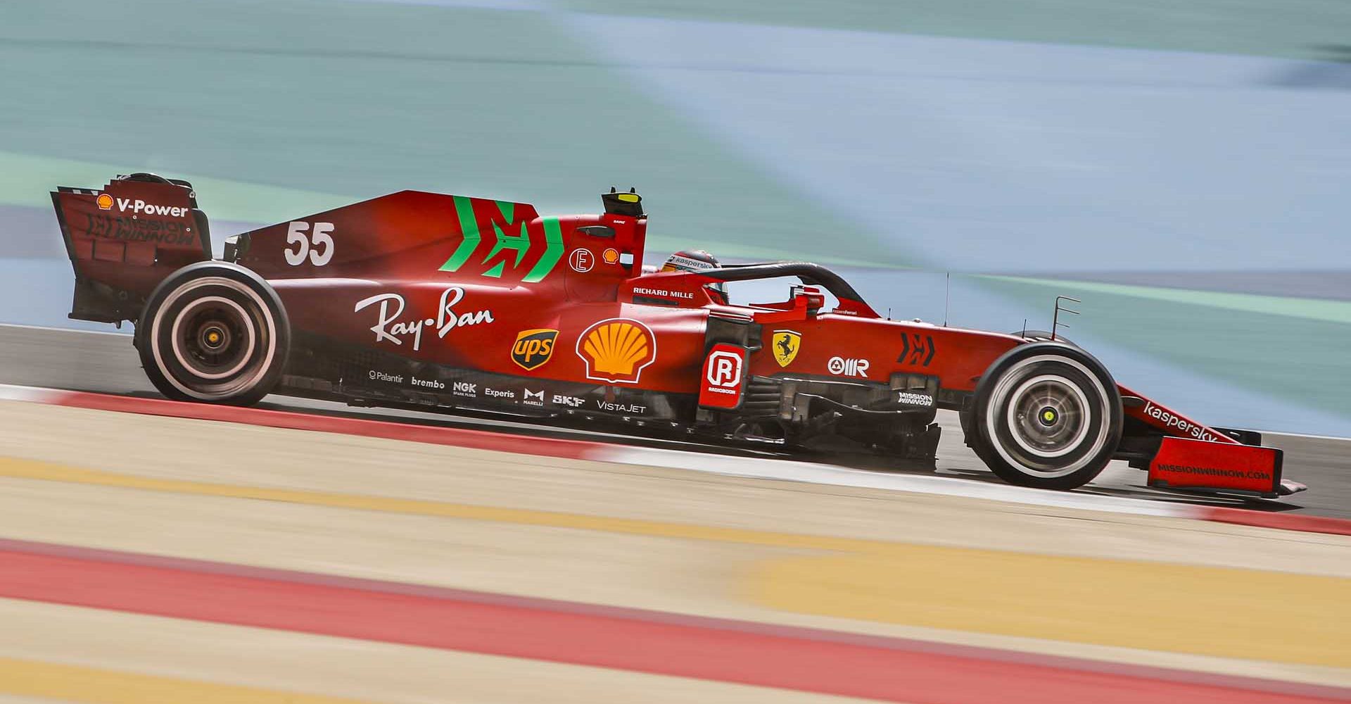 BAHRAIN INTERNATIONAL CIRCUIT, BAHRAIN - MARCH 13: Carlos Sainz, Ferrari SF21 during the Bahrain March testing at Bahrain International Circuit on Saturday March 13, 2021 in Sakhir, Bahrain. (Photo by Zak Mauger / LAT Images)