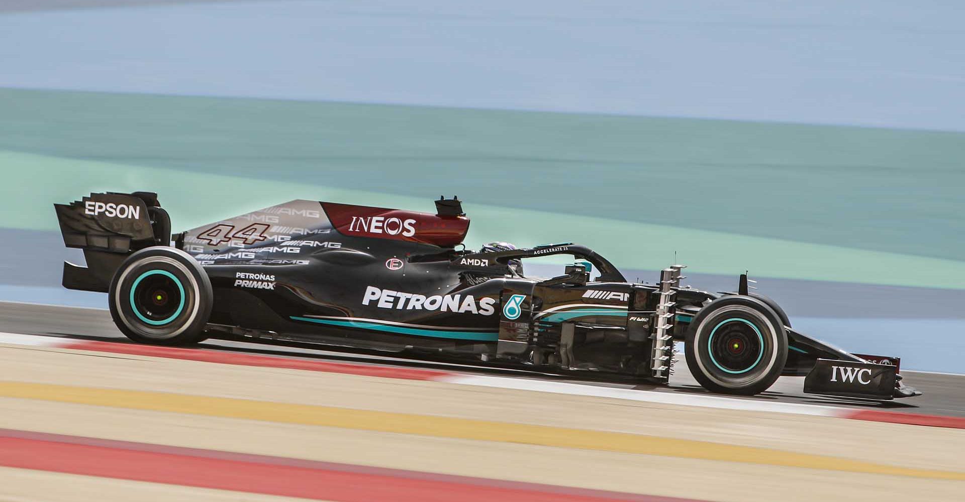 BAHRAIN INTERNATIONAL CIRCUIT, BAHRAIN - MARCH 13: Lewis Hamilton, Mercedes W12 during the Bahrain March testing at Bahrain International Circuit on Saturday March 13, 2021 in Sakhir, Bahrain. (Photo by Zak Mauger / LAT Images)