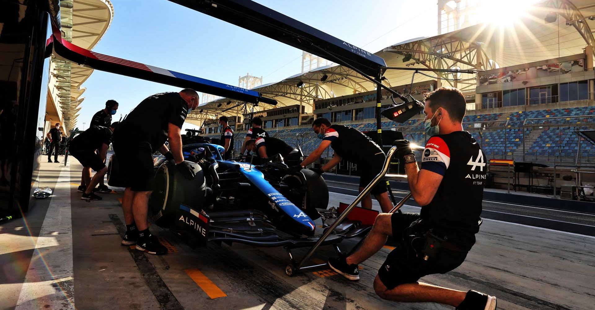 Fernando Alonso (ESP) Alpine F1 Team A521.
Formula One Testing, Sunday 14th March 2021. Sakhir, Bahrain.