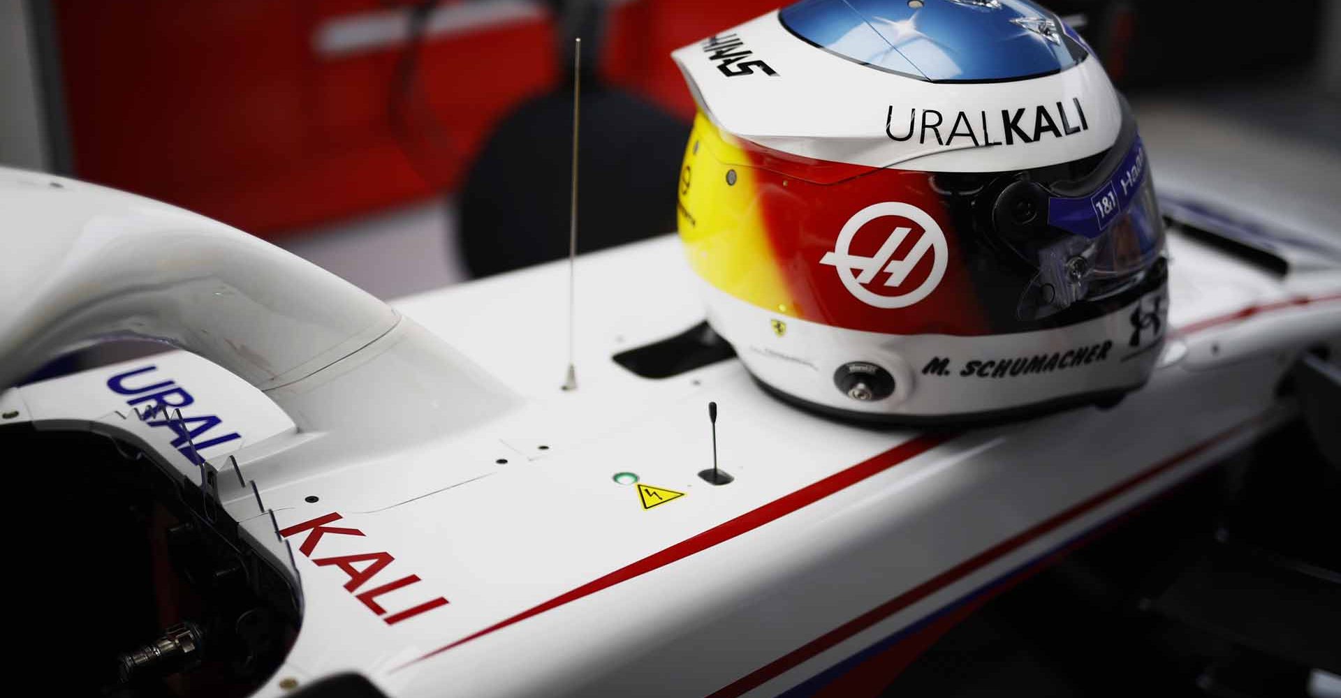 The helmet of Mick Schumacher, Haas F1, the design commemorating that worn by his father Michael at the time of his F1 debut at Spa in 1991