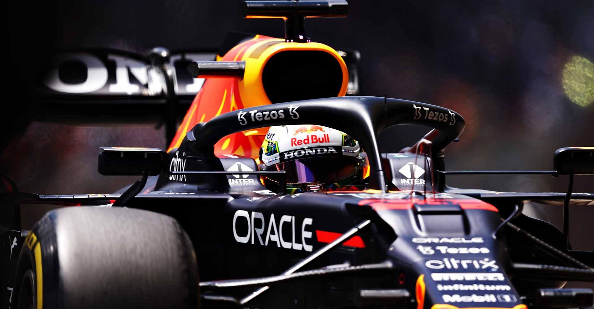 SAO PAULO, BRAZIL - NOVEMBER 13: Max Verstappen of the Netherlands driving the (33) Red Bull Racing RB16B Honda during practice ahead of the F1 Grand Prix of Brazil at Autodromo Jose Carlos Pace on November 13, 2021 in Sao Paulo, Brazil. (Photo by Lars Baron/Getty Images)