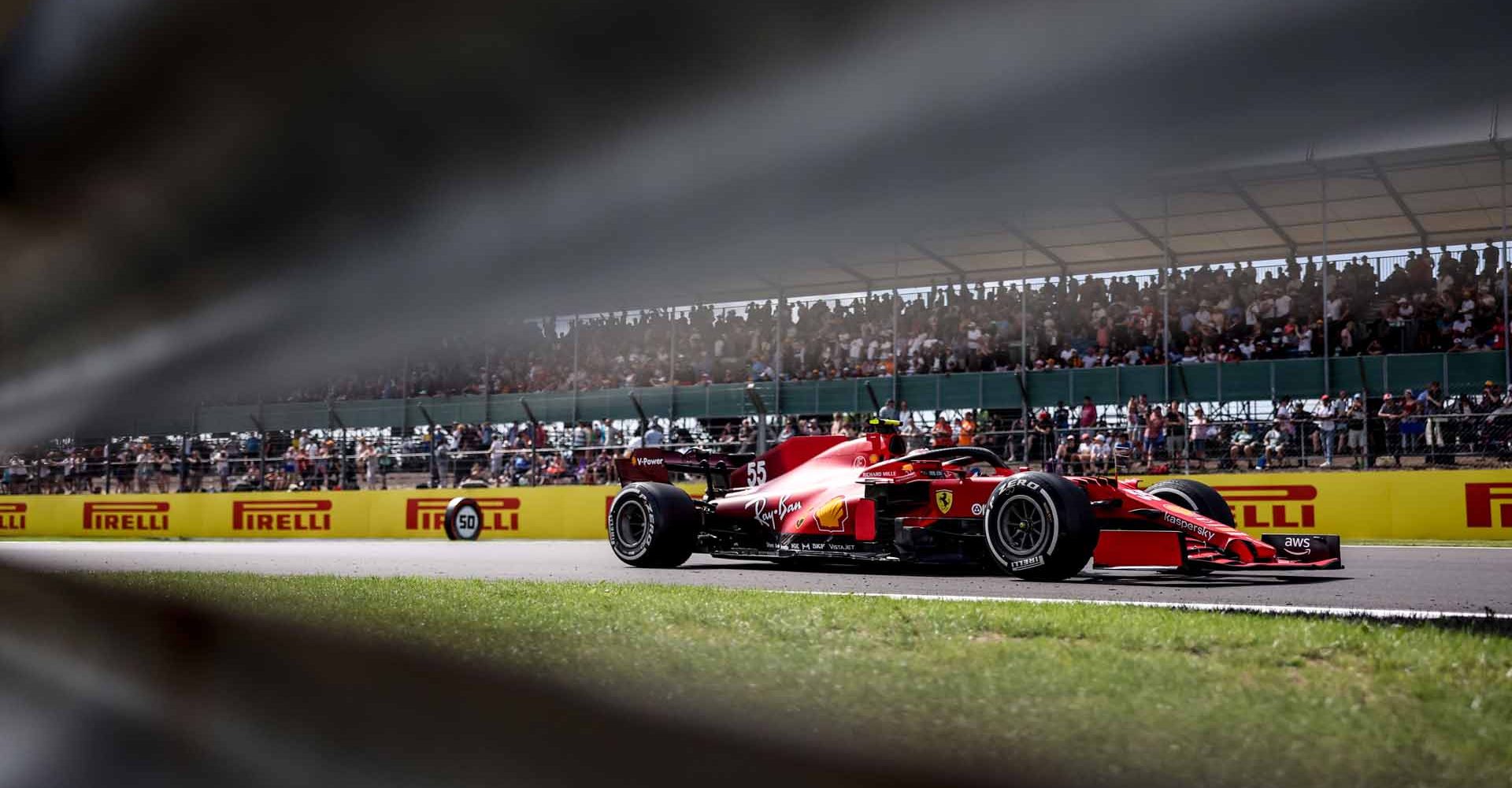 SILVERSTONE CIRCUIT, UNITED KINGDOM - JULY 16: Carlos Sainz, Ferrari SF21 during the British GP at Silverstone Circuit on Friday July 16, 2021 in Northamptonshire, United Kingdom. (Photo by Glenn Dunbar / LAT Images)