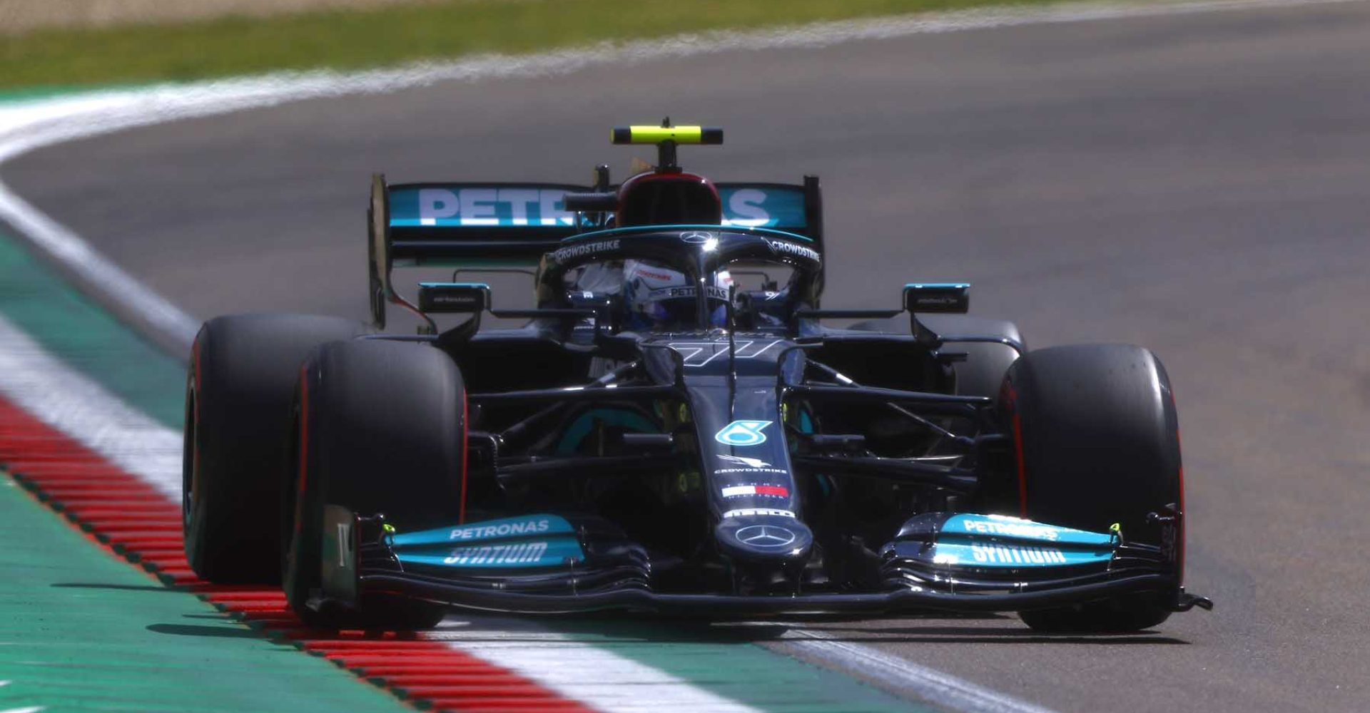 2021 Emilia Romagna Grand Prix, Saturday - LAT Images Valtteri Bottas Mercedes