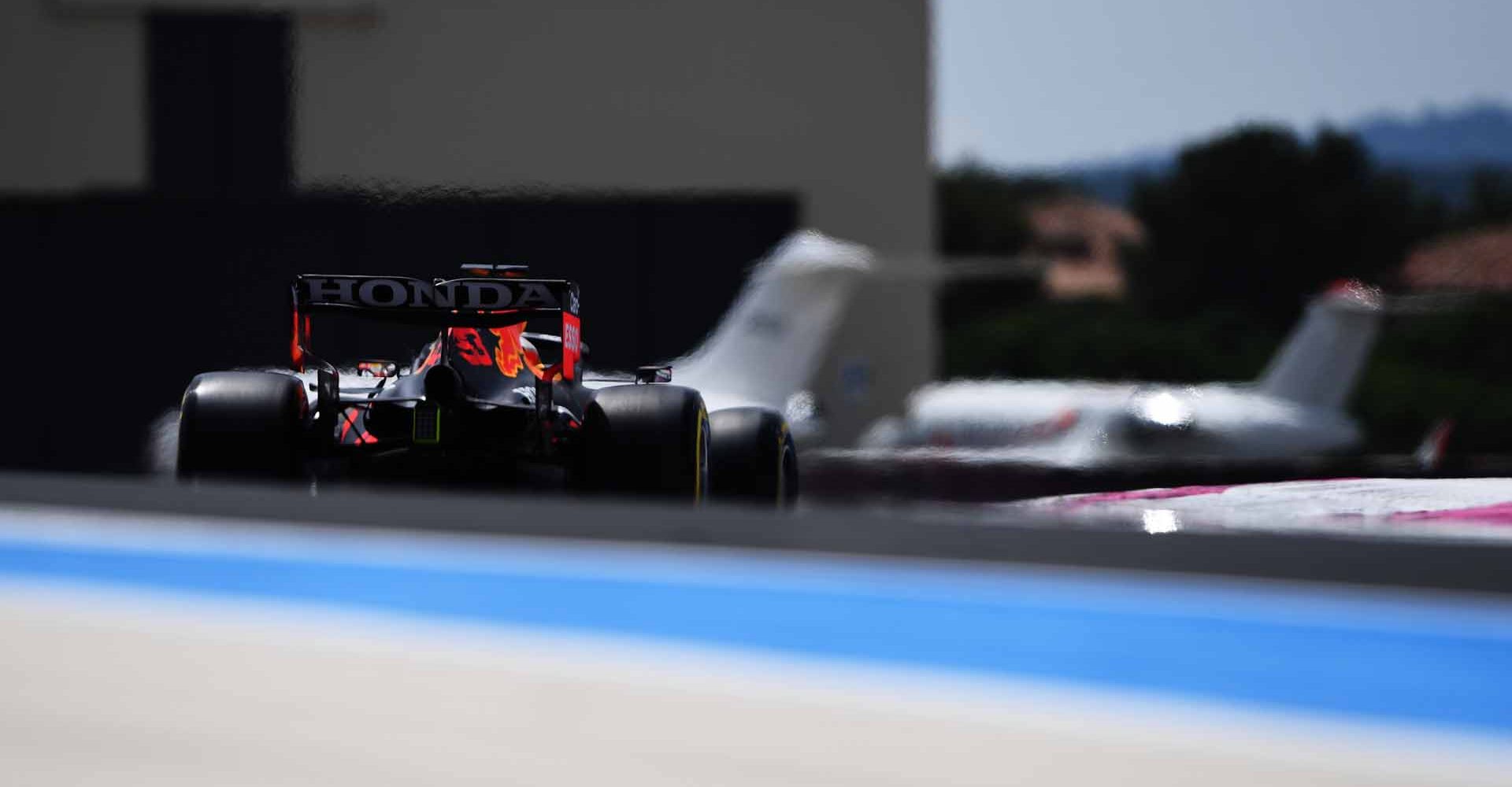 LE CASTELLET, FRANCE - JUNE 18: Max Verstappen of the Netherlands driving the (33) Red Bull Racing RB16B Honda on track during practice ahead of the F1 Grand Prix of France at Circuit Paul Ricard on June 18, 2021 in Le Castellet, France. (Photo by Rudy Carezzevoli/Getty Images)