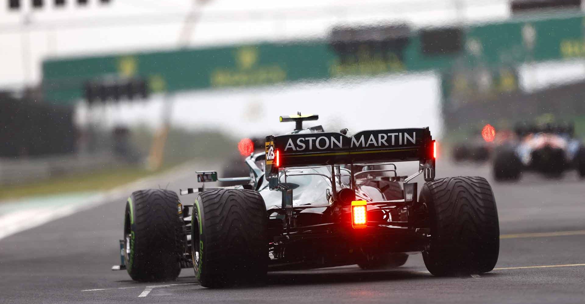 Sebastian Vettel, Aston Martin AMR21, takes his grid spot for the start