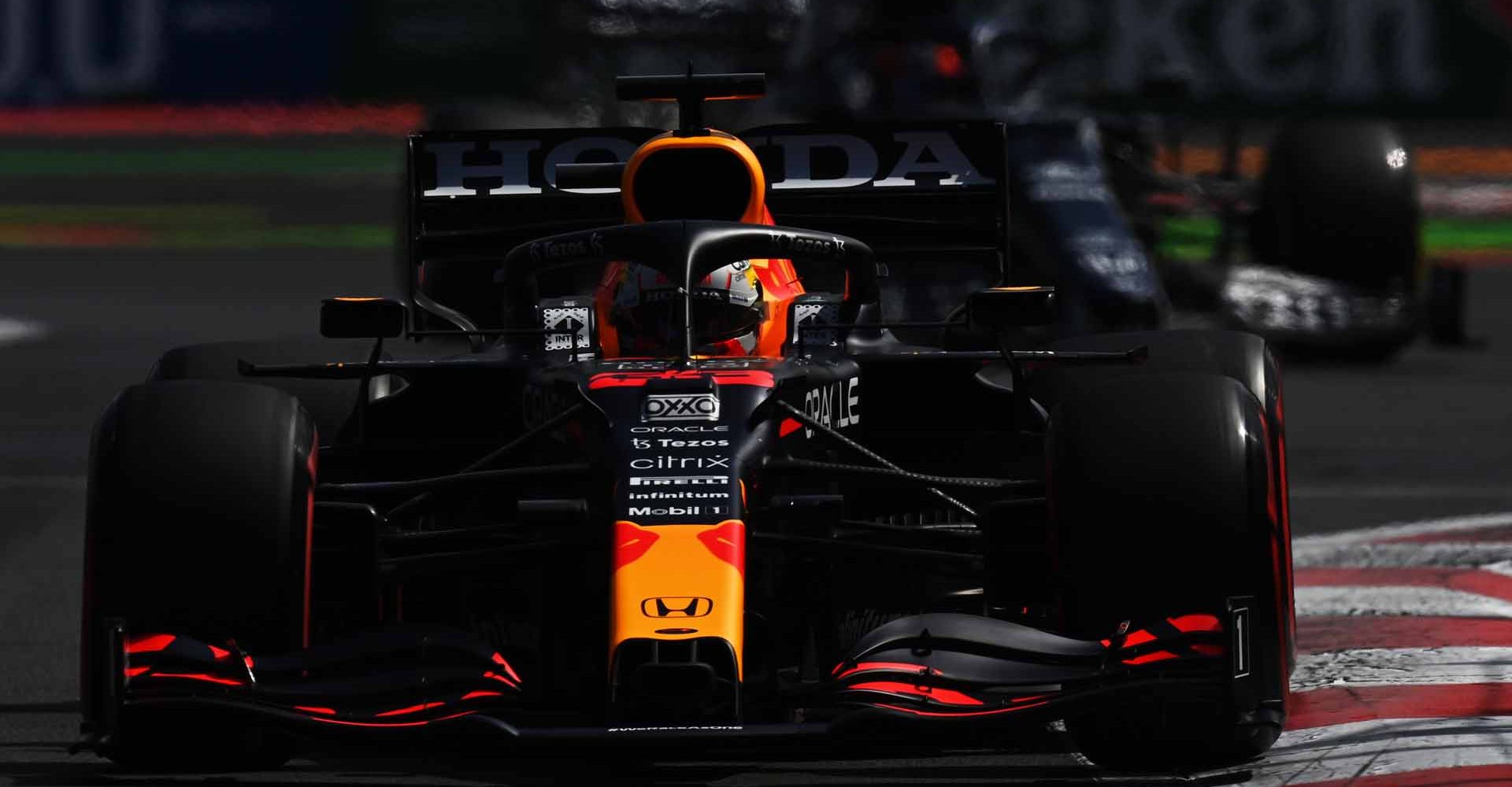 MEXICO CITY, MEXICO - NOVEMBER 06: Max Verstappen of the Netherlands driving the (33) Red Bull Racing RB16B Honda during final practice ahead of the F1 Grand Prix of Mexico at Autodromo Hermanos Rodriguez on November 06, 2021 in Mexico City, Mexico. (Photo by Clive Mason/Getty Images)