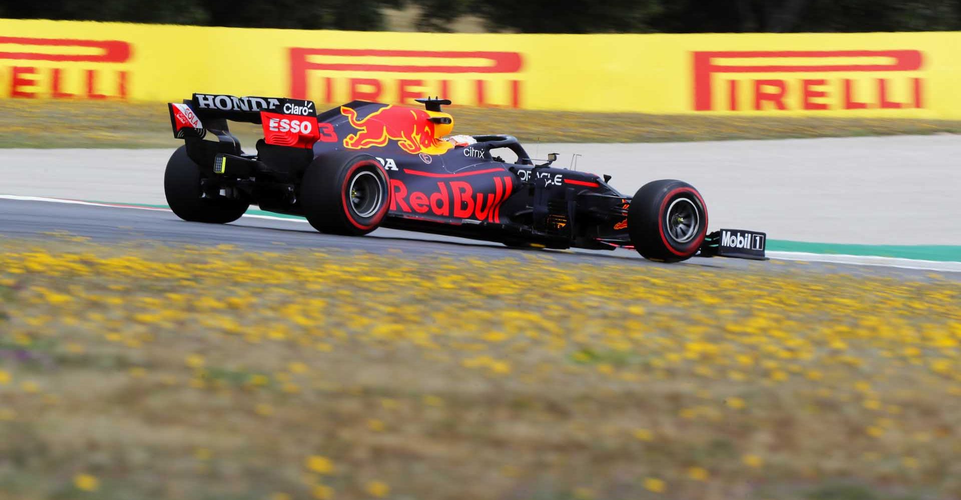 ALGARVE INTERNATIONAL CIRCUIT, PORTUGAL - MAY 01: Max Verstappen, Red Bull Racing RB16B during the Portuguese GP at Algarve International Circuit on Saturday May 01, 2021 in Portimao, Portugal. (Photo by Steven Tee / LAT Images)