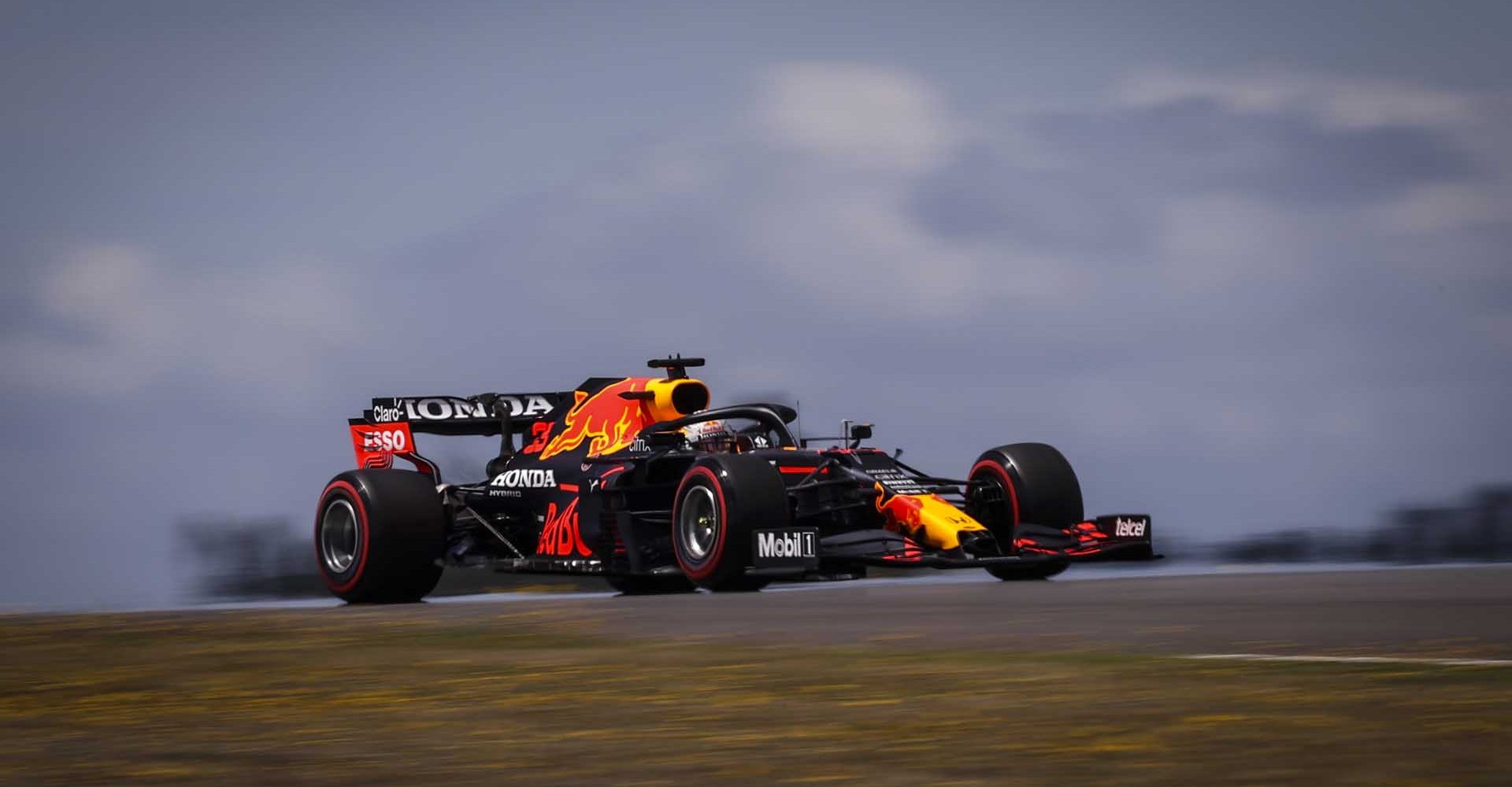 PORTIMAO, PORTUGAL - APRIL 30:  Max Verstappen of the Netherlands driving the (33) Red Bull Racing RB16B Honda during practice ahead of the F1 Grand Prix of Portugal at Autodromo Internacional Do Algarve on April 30, 2021 in Portimao, Portugal. (Photo by Lars Baron/Getty Images)