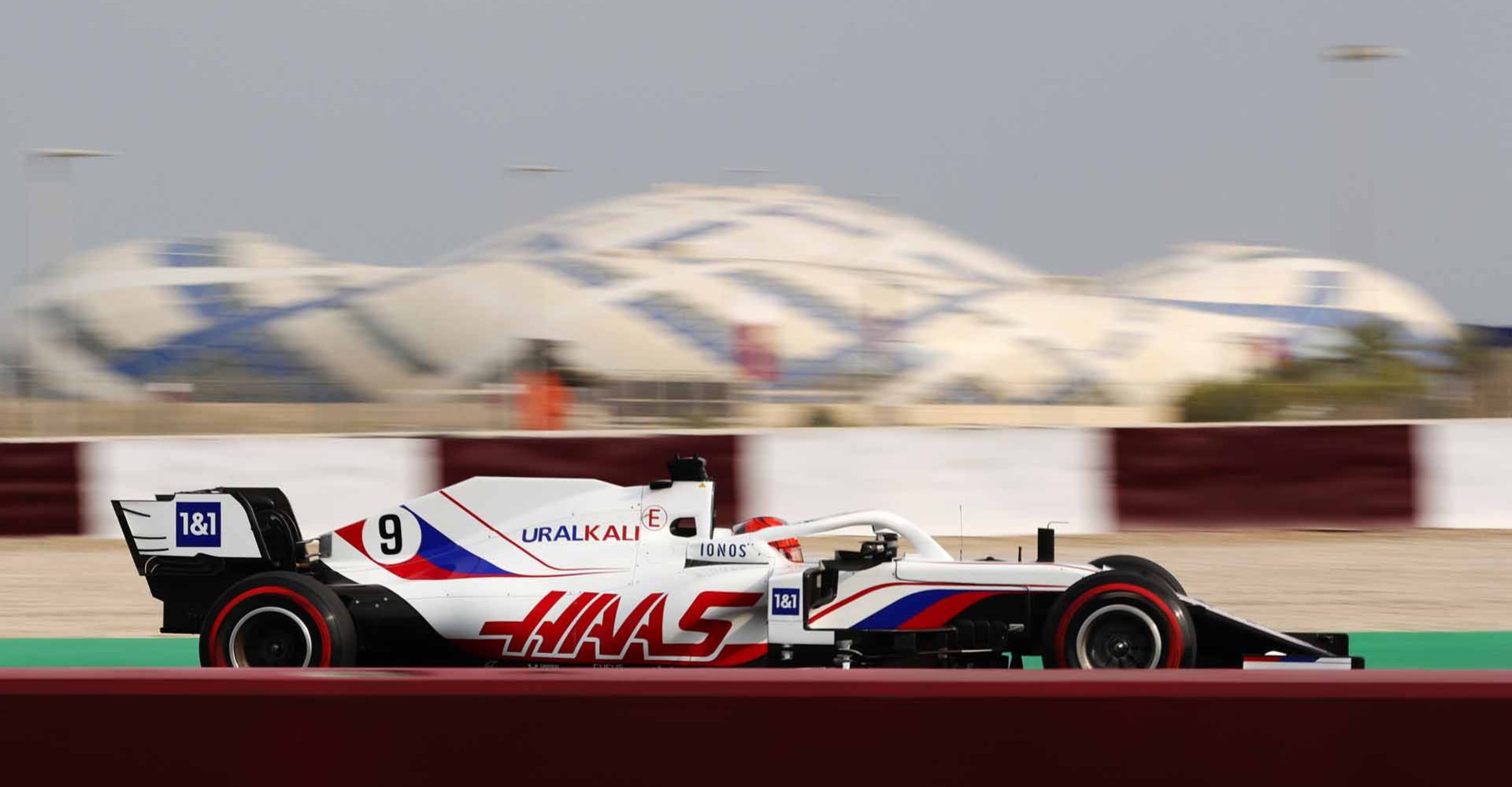 LOSAIL INTERNATIONAL CIRCUIT, QATAR - NOVEMBER 19: Nikita Mazepin, Haas VF-21 during the Qatar GP at Losail International Circuit on Friday November 19, 2021 in Losail, Qatar. (Photo by Steven Tee / LAT Images)