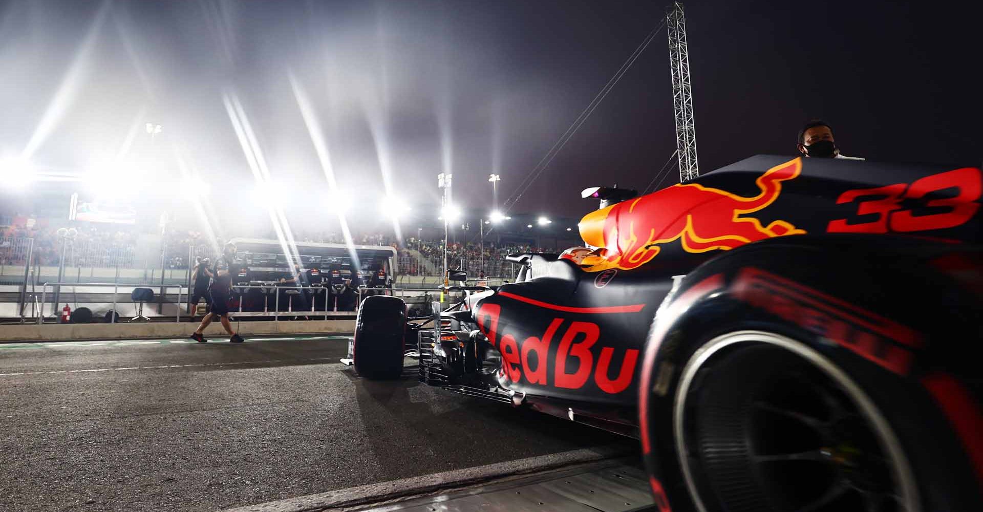 DOHA, QATAR - NOVEMBER 20: Max Verstappen of the Netherlands driving the (33) Red Bull Racing RB16B Honda leaves the garage during qualifying ahead of the F1 Grand Prix of Qatar at Losail International Circuit on November 20, 2021 in Doha, Qatar. (Photo by Mark Thompson/Getty Images)