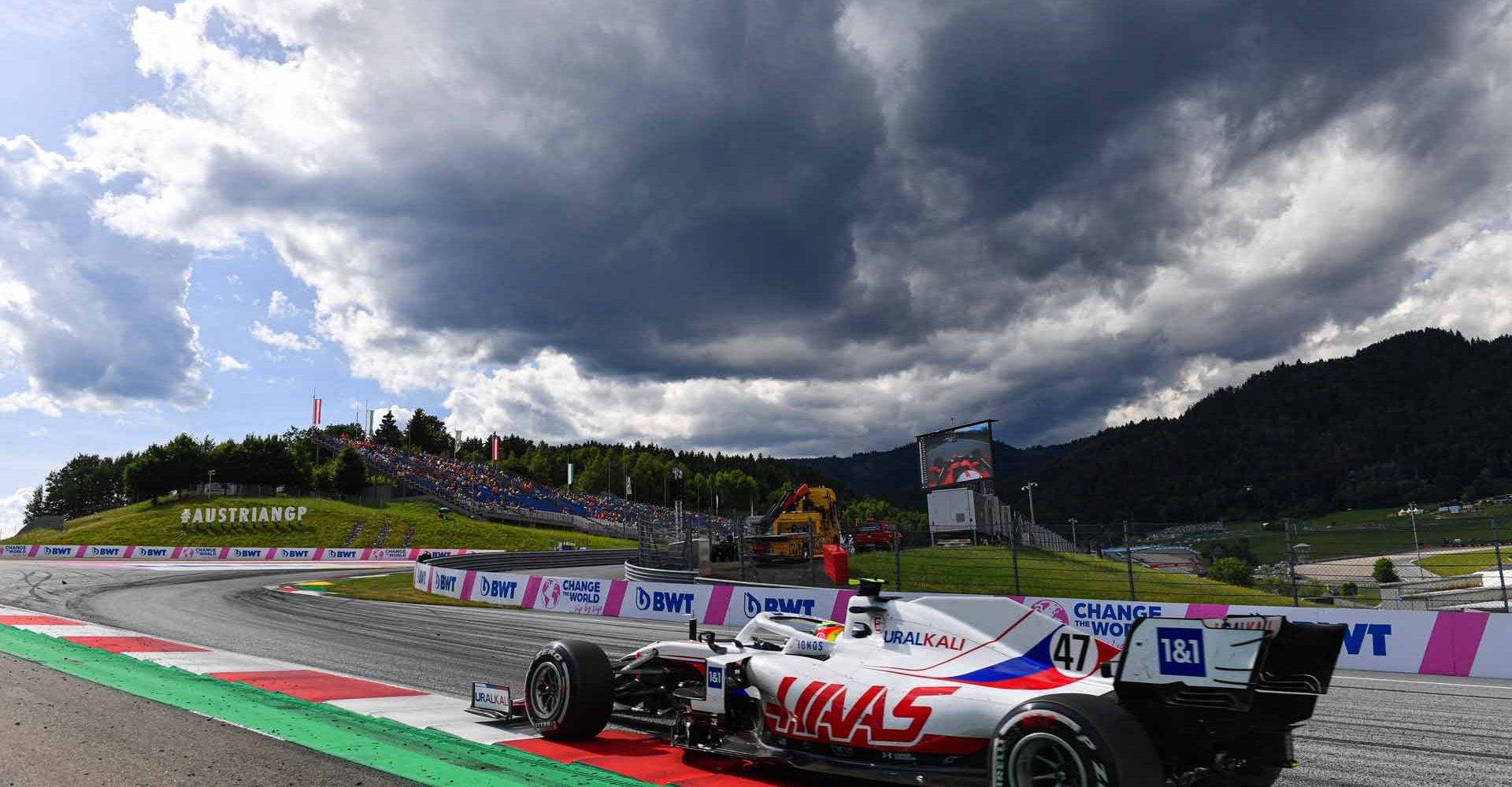 RED BULL RING, AUSTRIA - JUNE 27: Mick Schumacher, Haas VF-21 during the Styrian GP at Red Bull Ring on Sunday June 27, 2021 in Spielberg, Austria. (Photo by Mark Sutton / LAT Images)