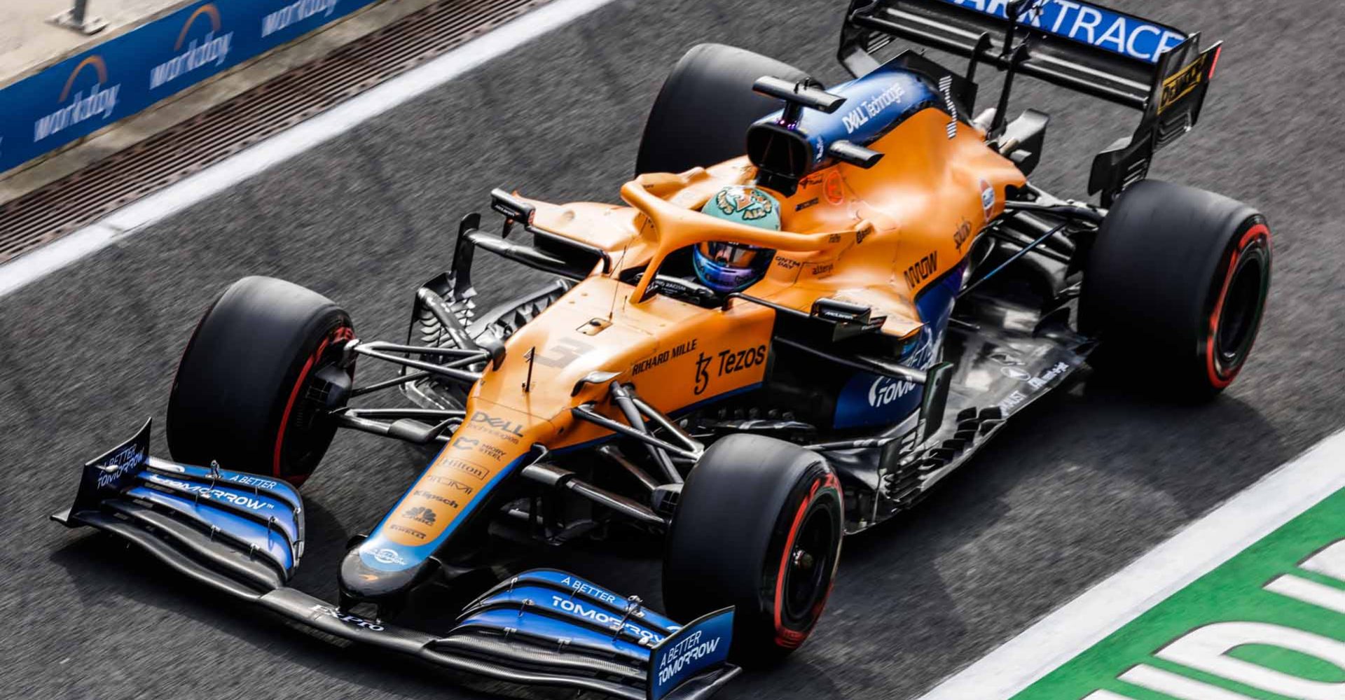 Daniel Ricciardo, McLaren MCL35M above