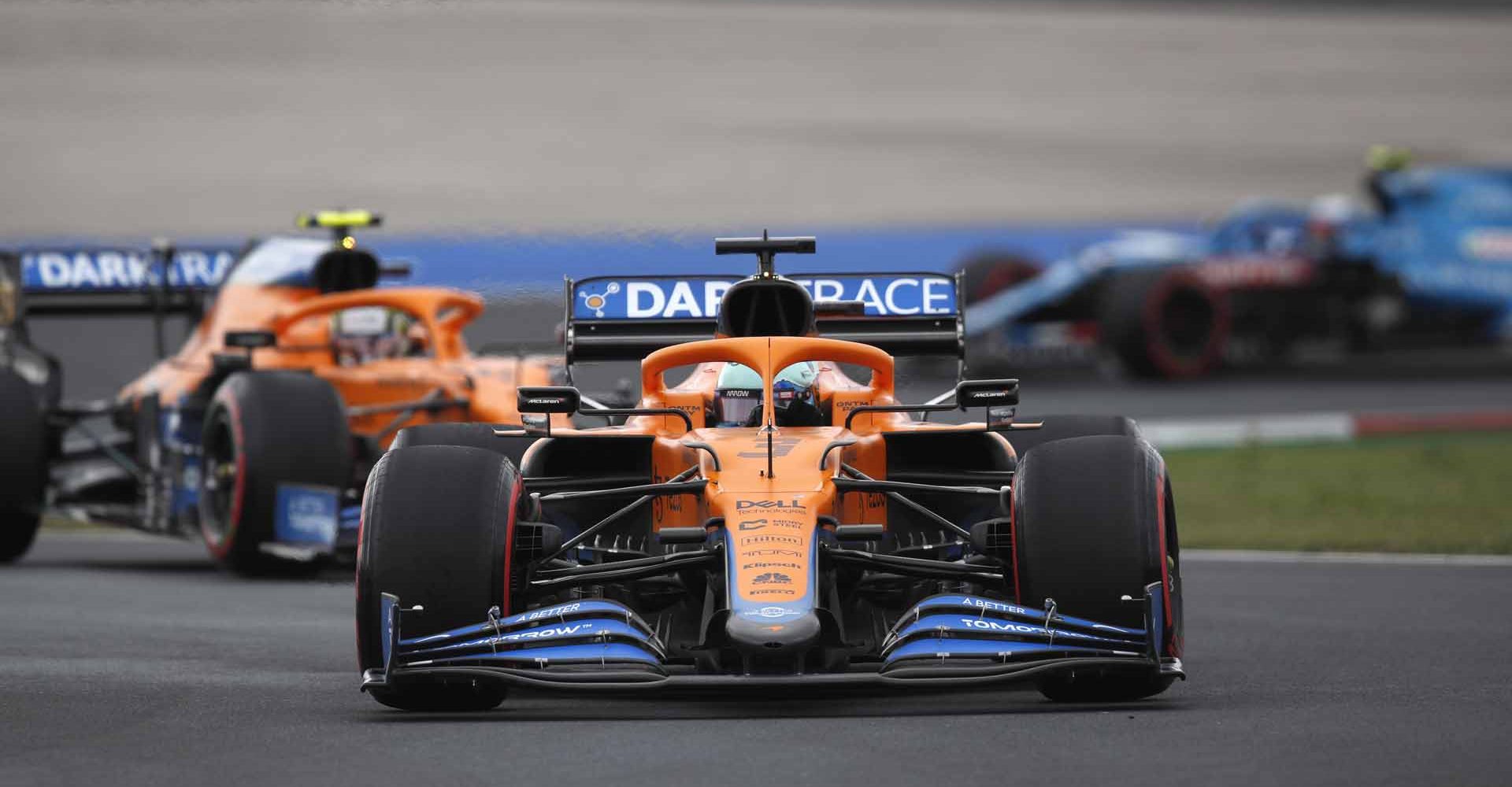 Daniel Ricciardo, McLaren MCL35M, leads Lando Norris, McLaren MCL35M head on