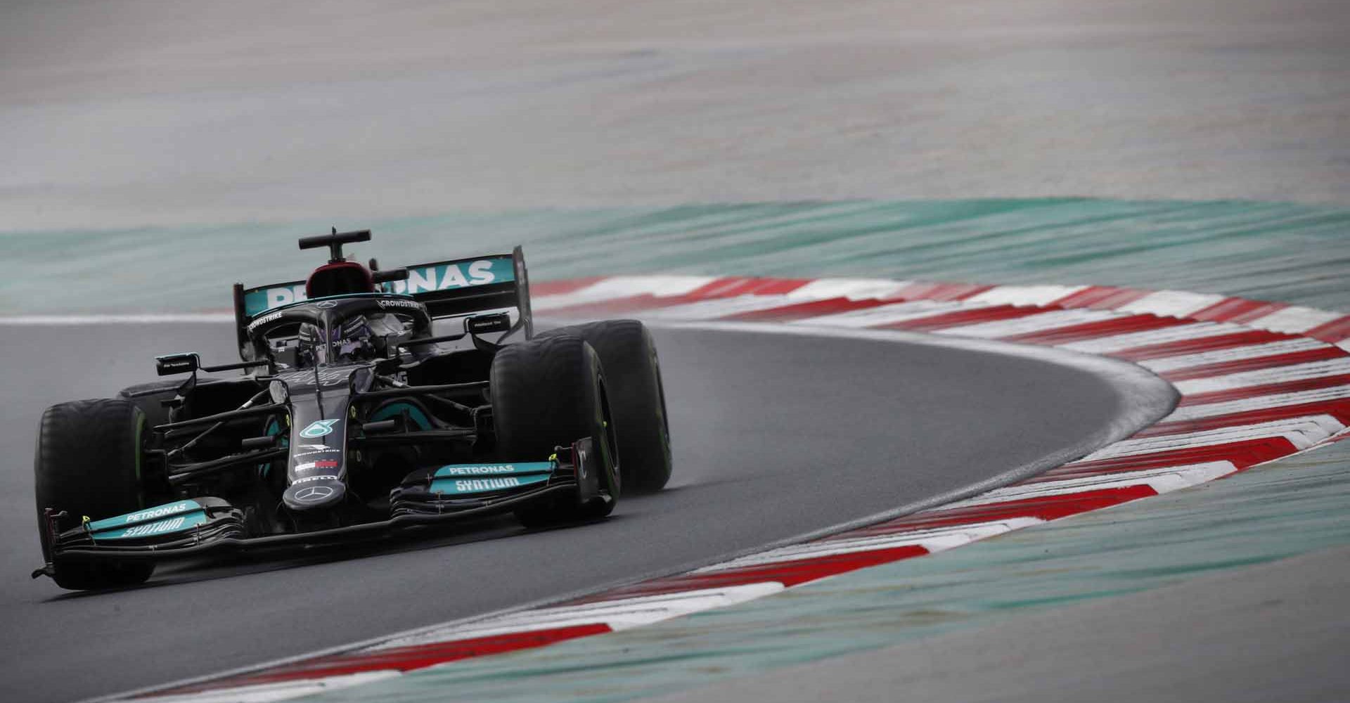 2021 Turkish Grand Prix, Saturday - LAT Images Lewis Hamilton