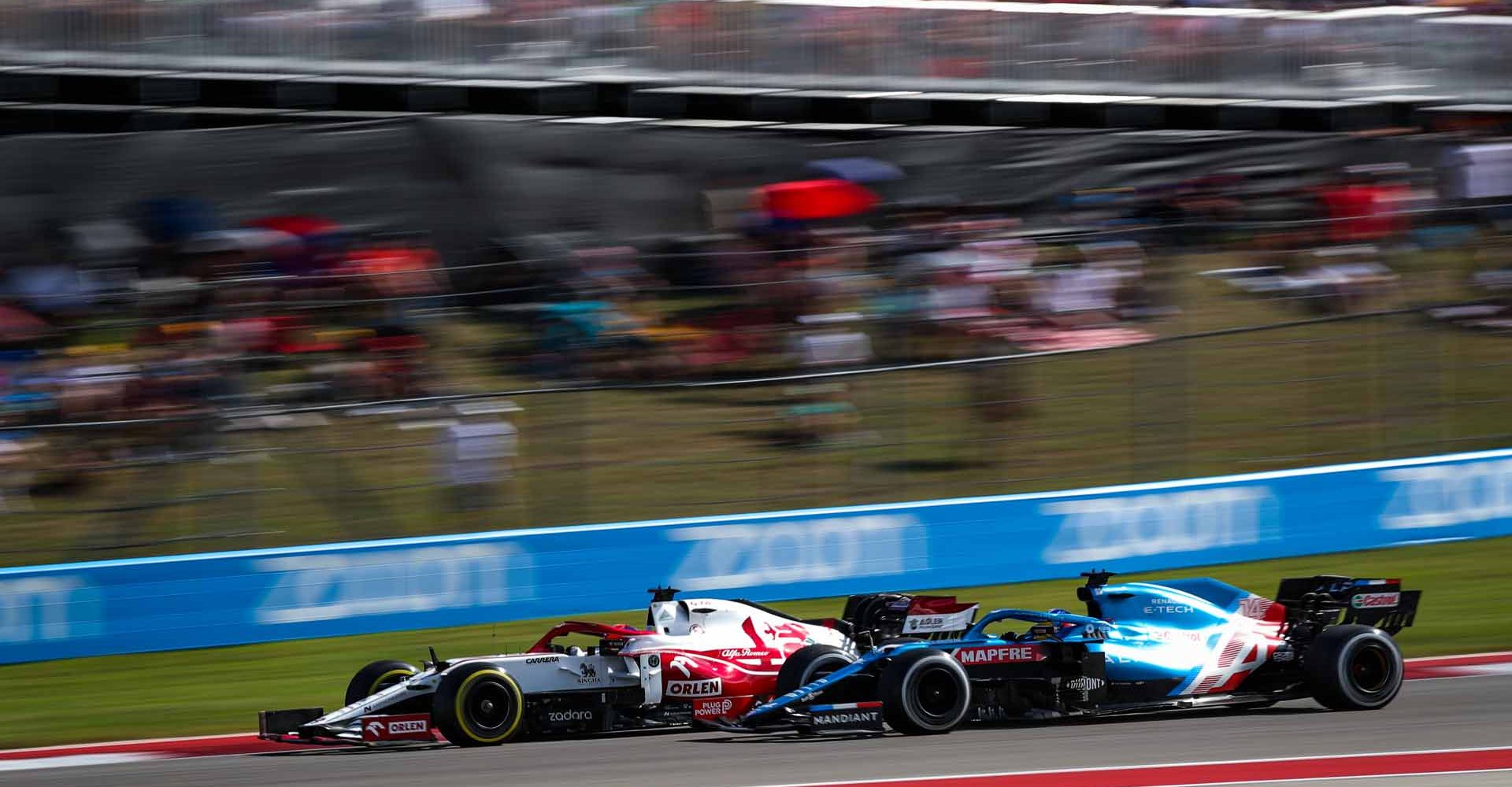 RAIKKONEN Kimi Räikkönen (fin), Alfa Romeo Racing ORLEN C41, ALONSO Fernando (spa), Alpine F1 A521, action during the Formula 1 Aramco United States Grand Prix 2021, 17th round of the 2021 FIA Formula One World Championship from October 21 to 24, 2021 on the Circuit of the Americas, in Austin, Texas, United States of American - Photo Florent Gooden / DPPI